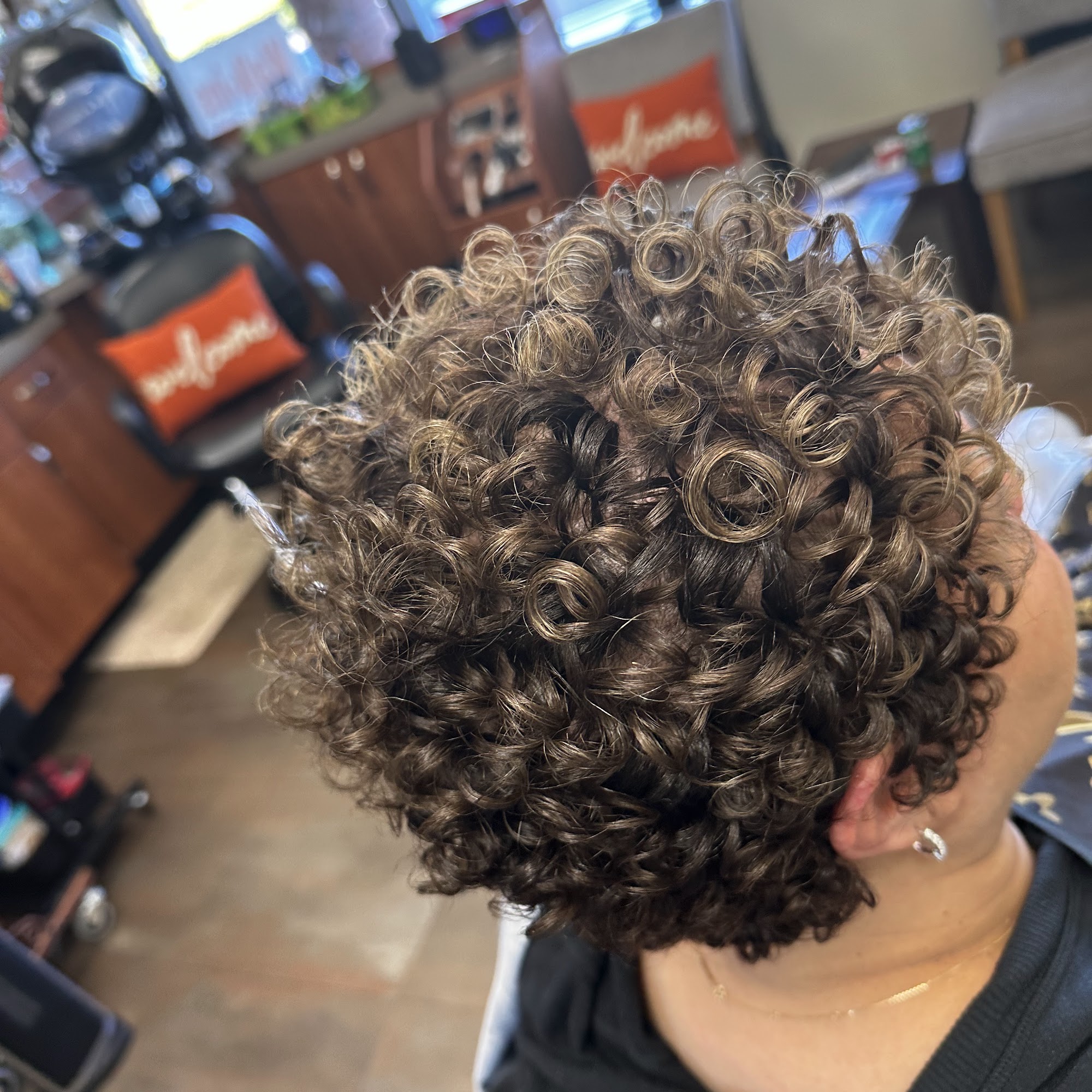 Kee Collins Beauty 710 Inverness Cors Suite 27, Birmingham Alabama 35242