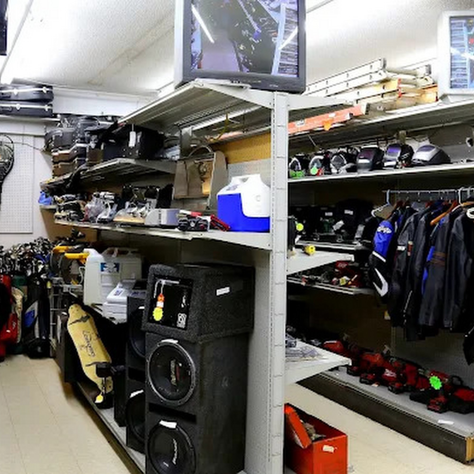 Golden Pawn & Jewelry