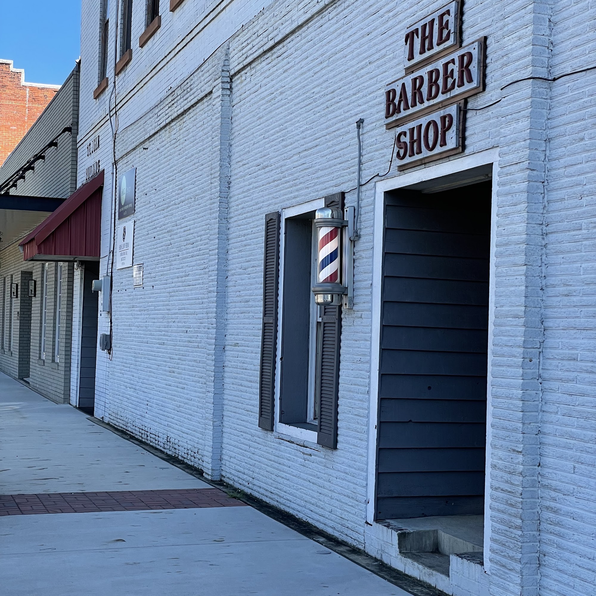 The Barbershop 300 1st Ave SE, Cullman Alabama 35055