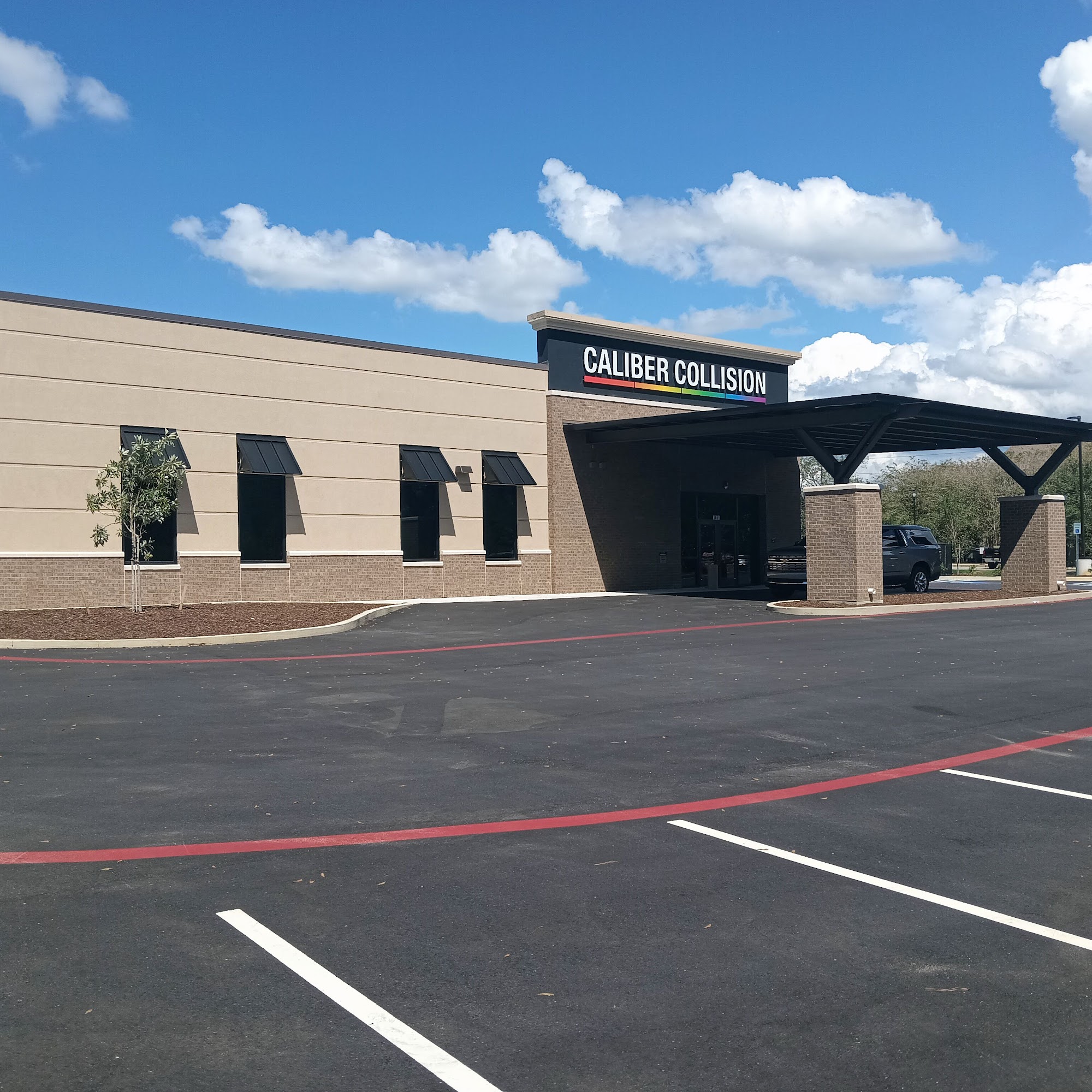 Caliber Collision Daphne