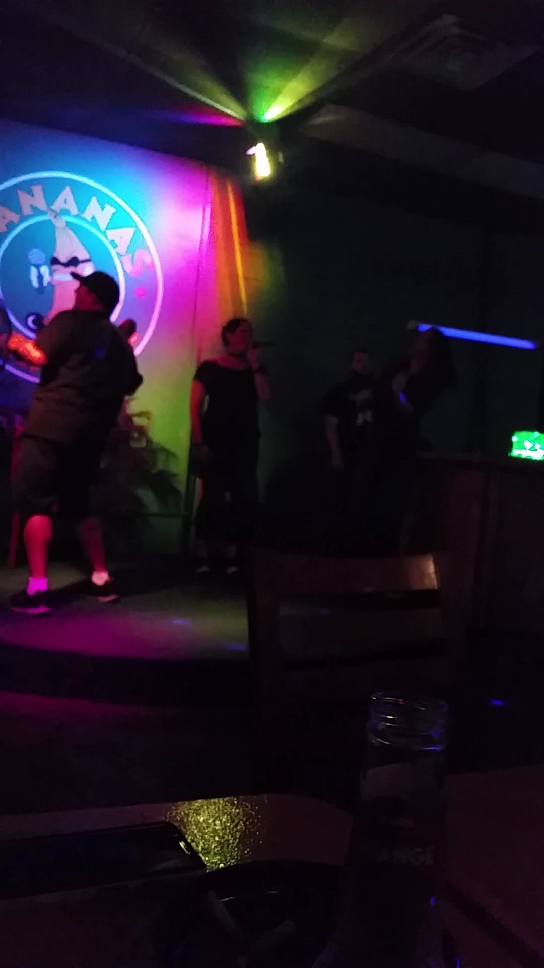 BANANAS KARAOKE Menu