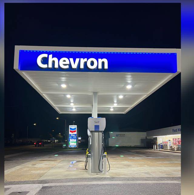 Foley C Store, Chevron