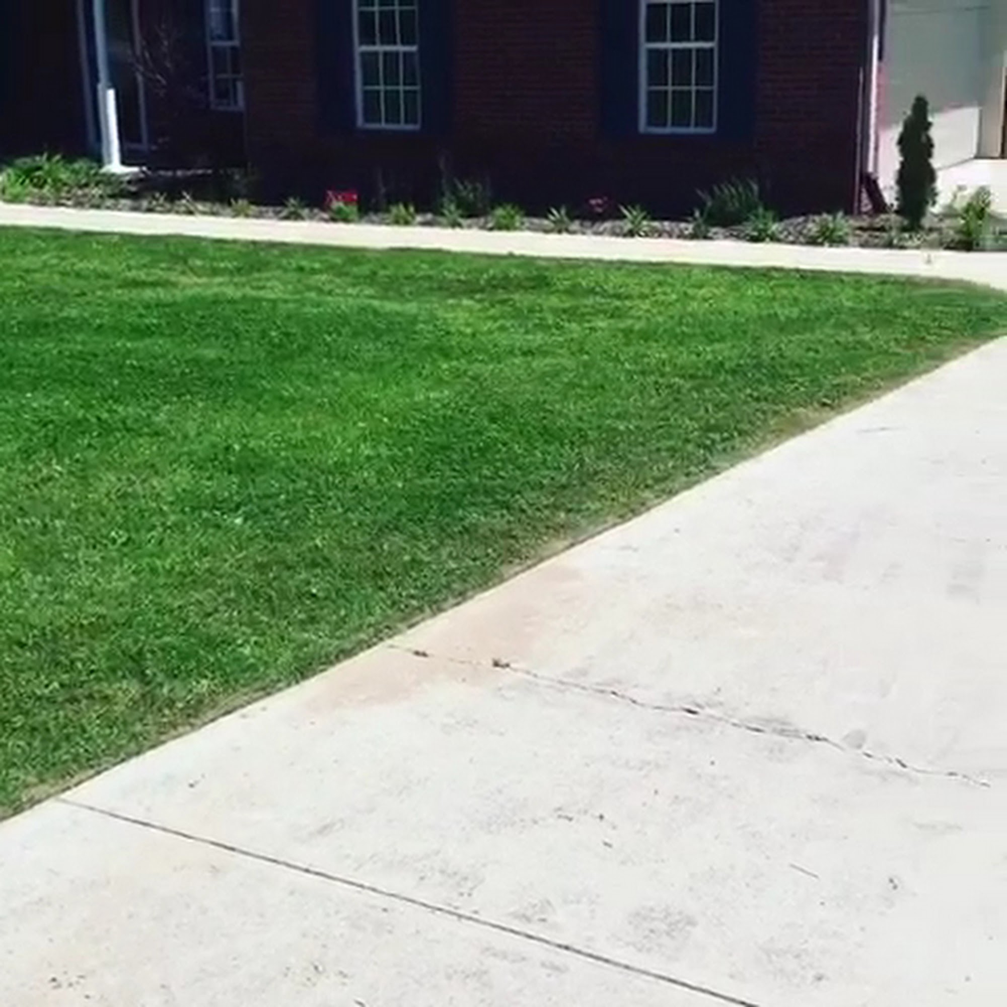 River City Lawncare & Maintenance