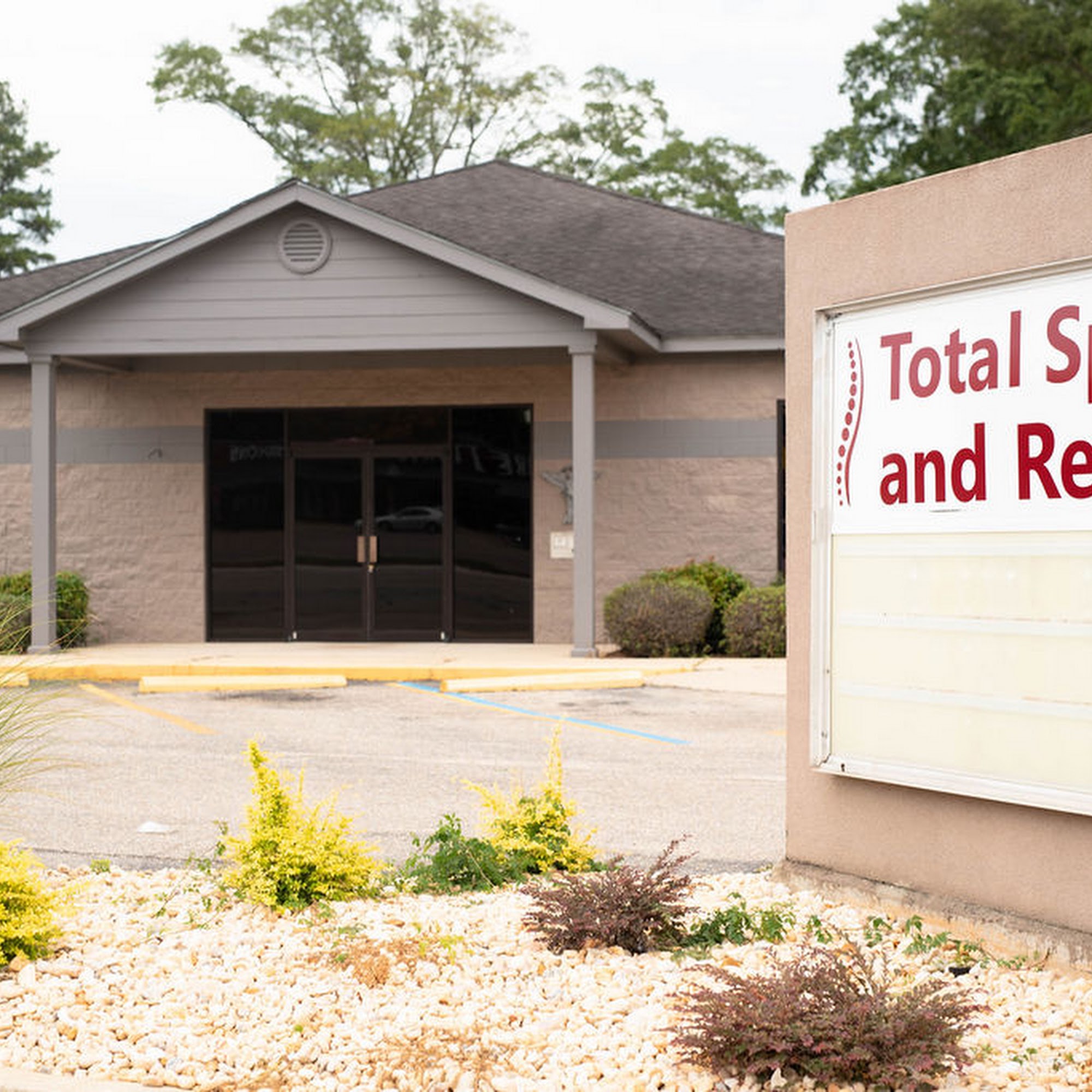Total Spine And Rehab 1120 College Ave, Jackson Alabama 36545