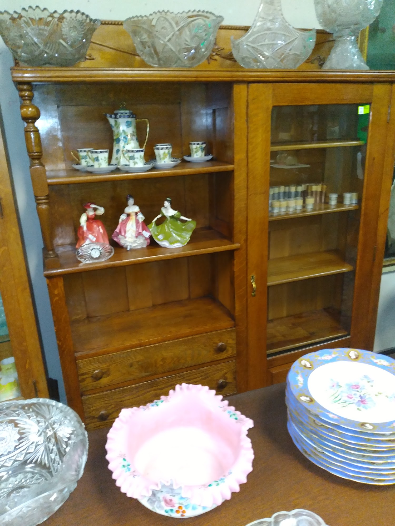 Tucker Auctions Leeds