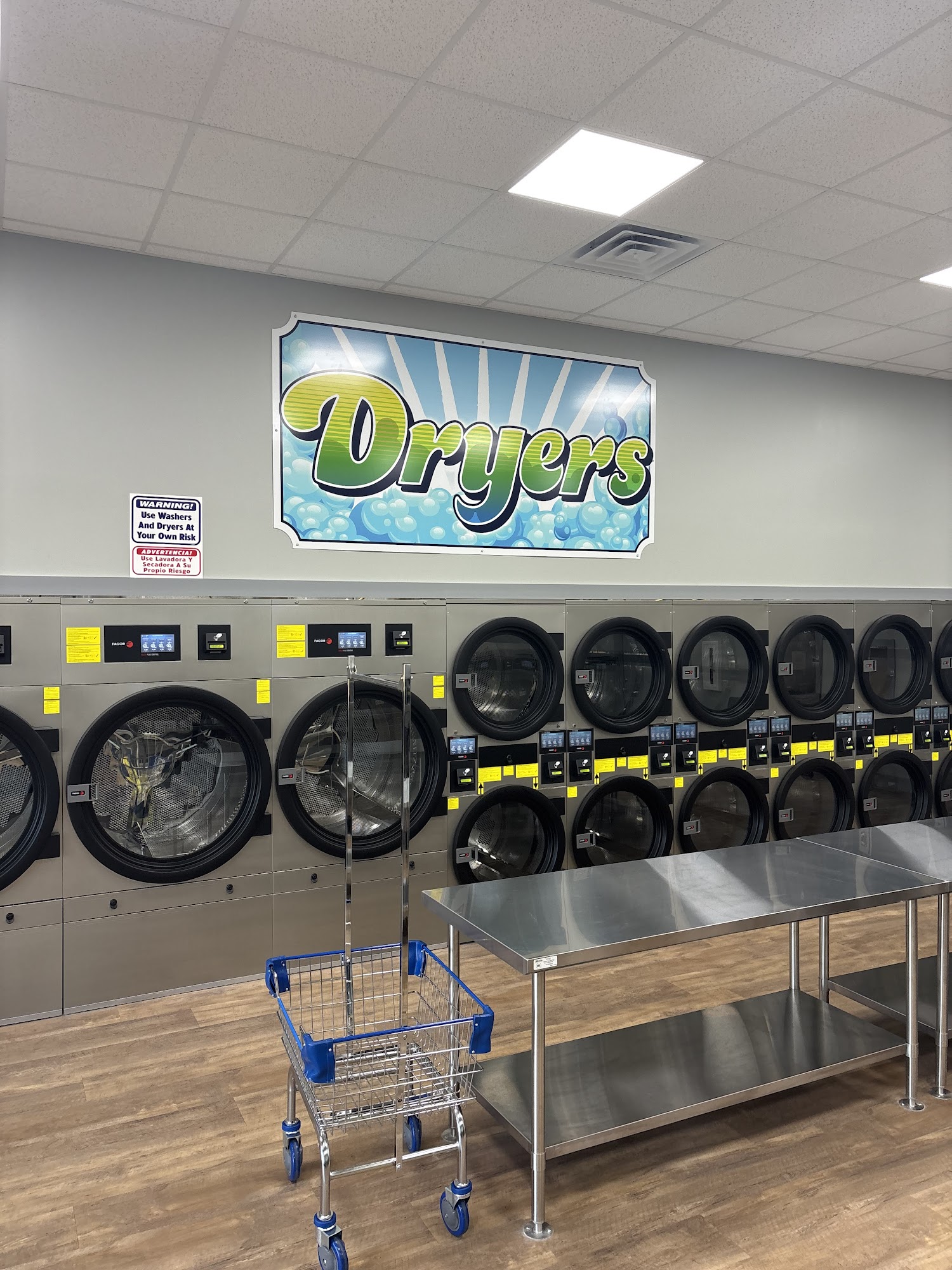 Suds and Bubbles Laundromat Lincoln