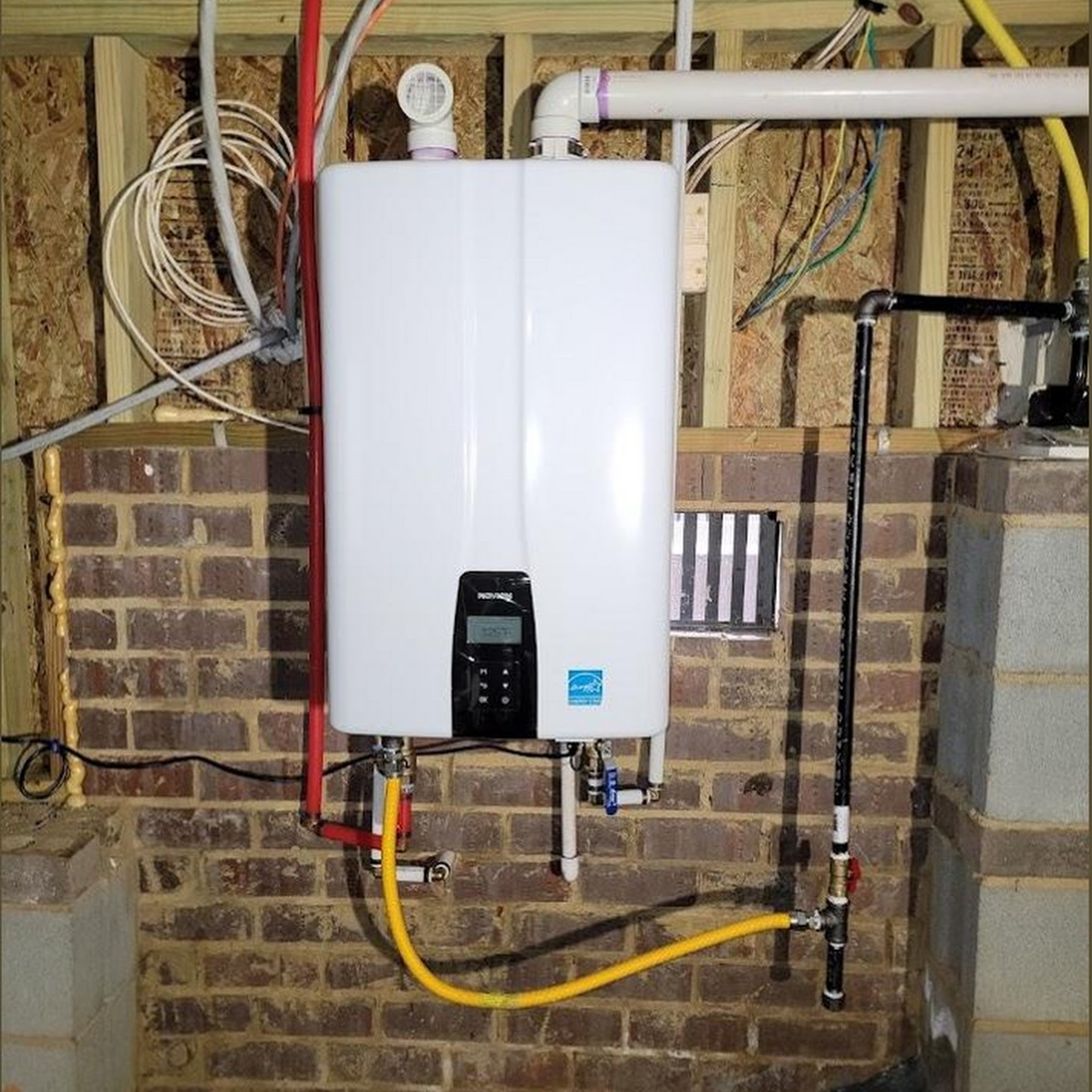 Roy's Plumbing Repairs 2135 Mt Meigs Rd, Montgomery Alabama 36107