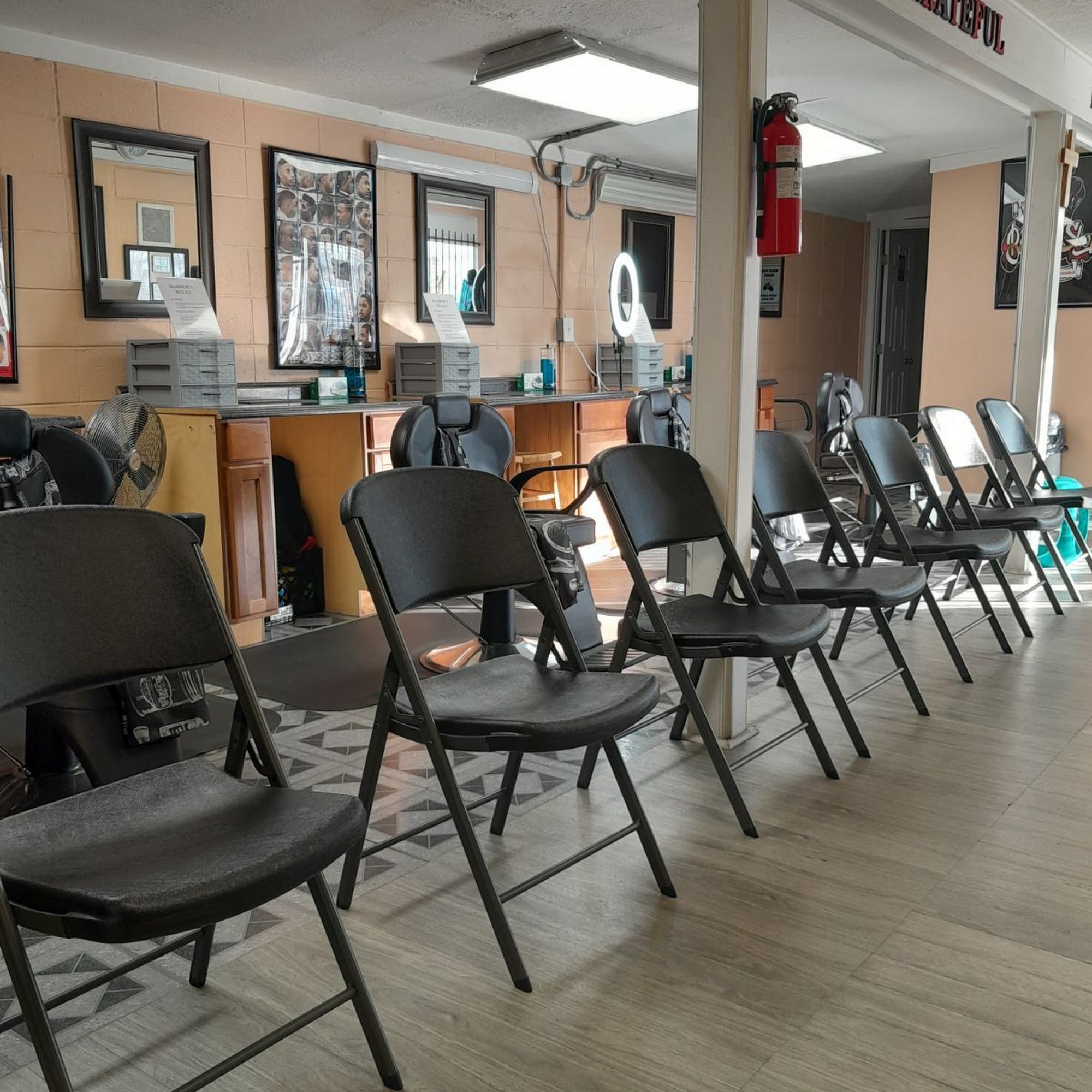 Mike's Untouchable Kutz 311 Air Base Blvd, Montgomery Alabama 36108