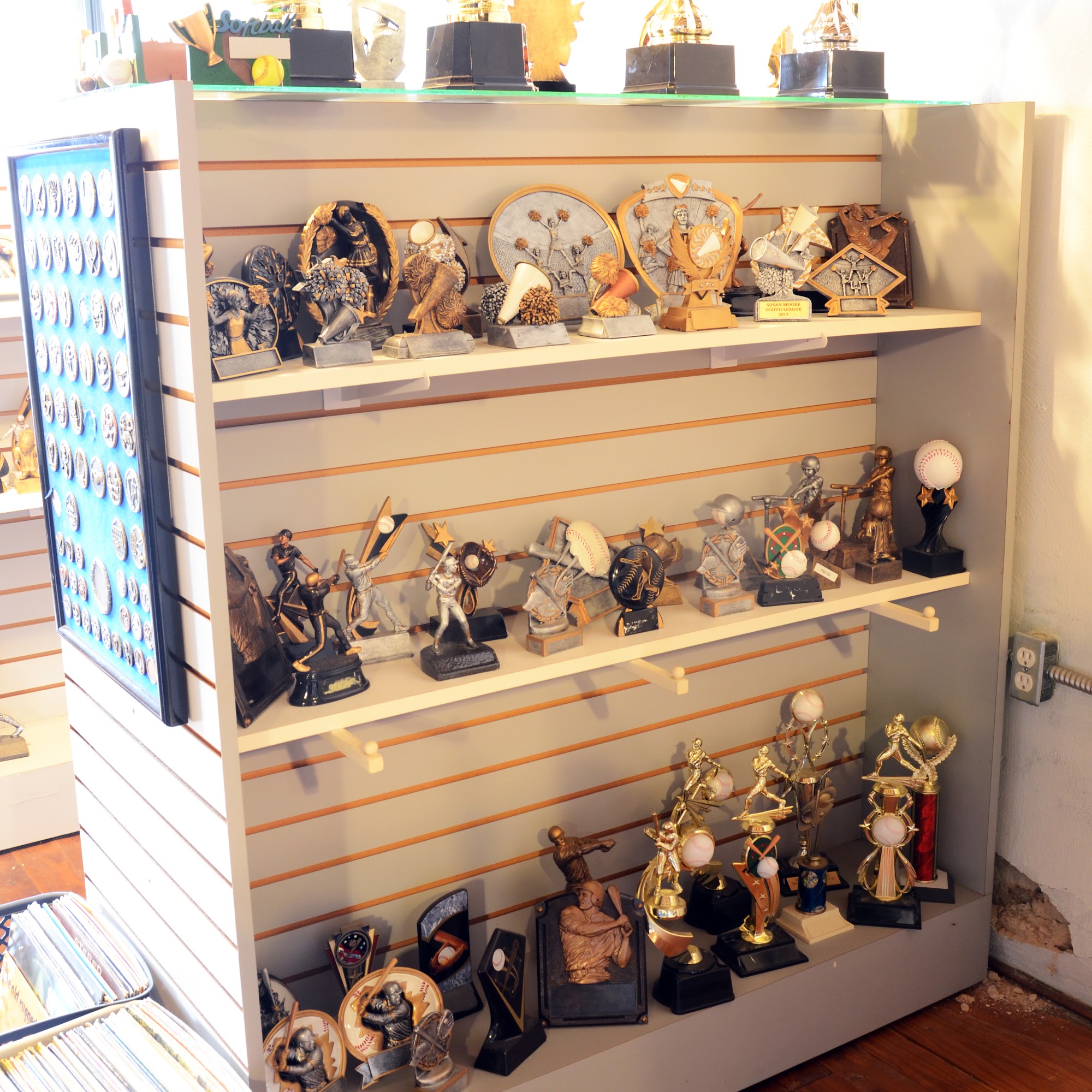 Blount Awards & Engraving Oneonta