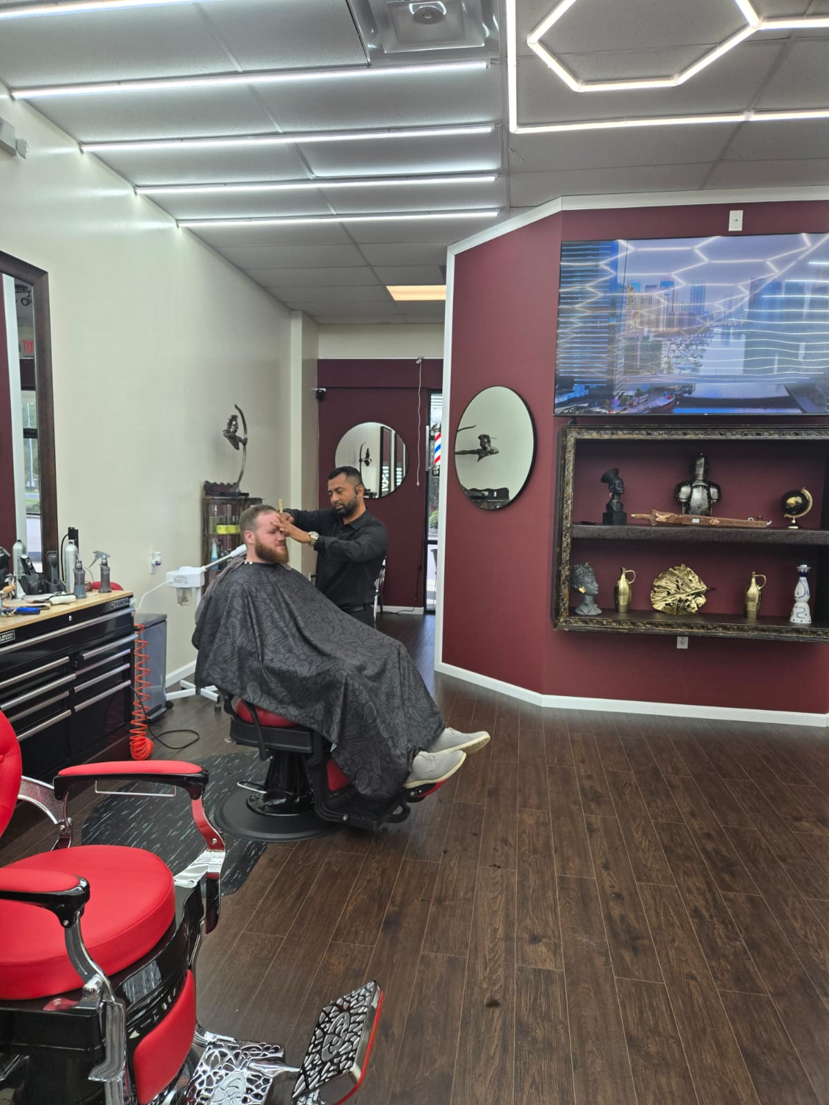 Bourbon Lodge Barbershop 2701 Frederick Rd Suite 102, Opelika Alabama 36801