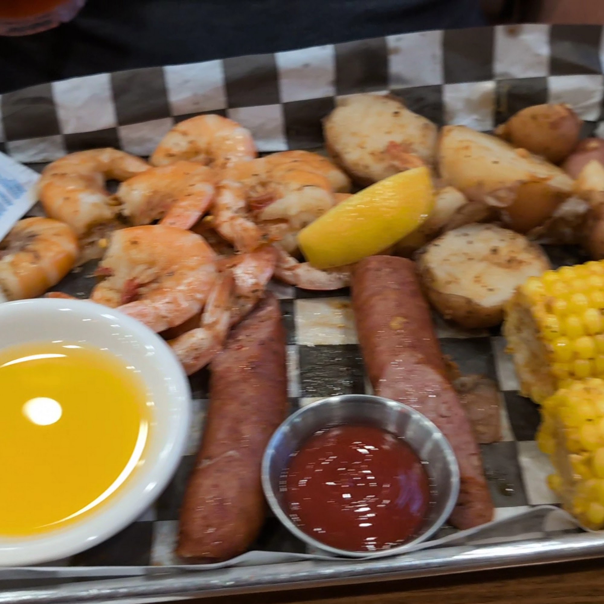 Luna's Eat & Drink Orange Beach