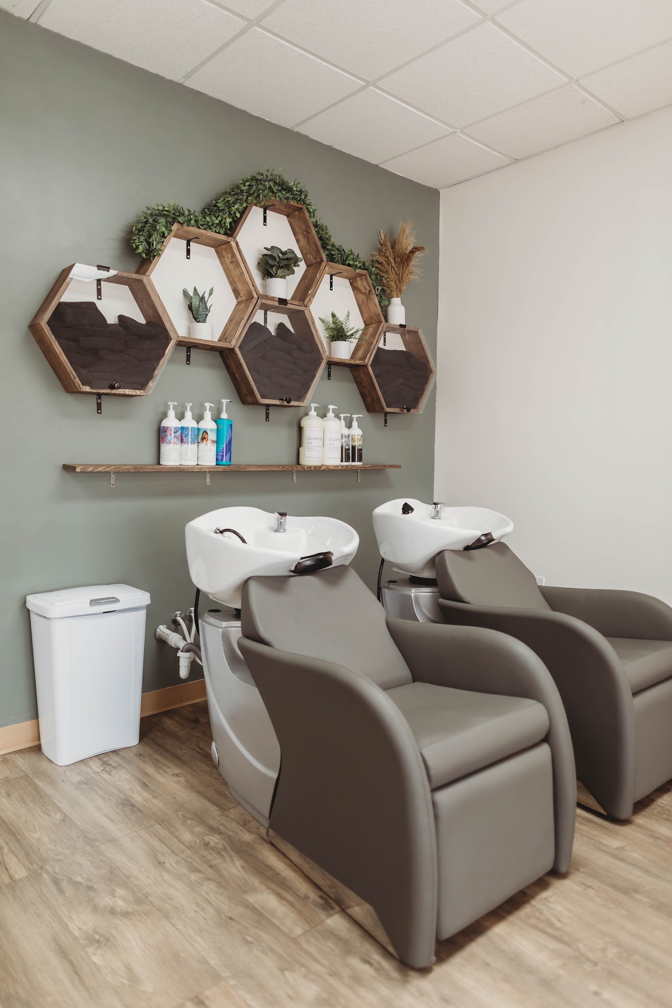 Alter’d Muse Salon