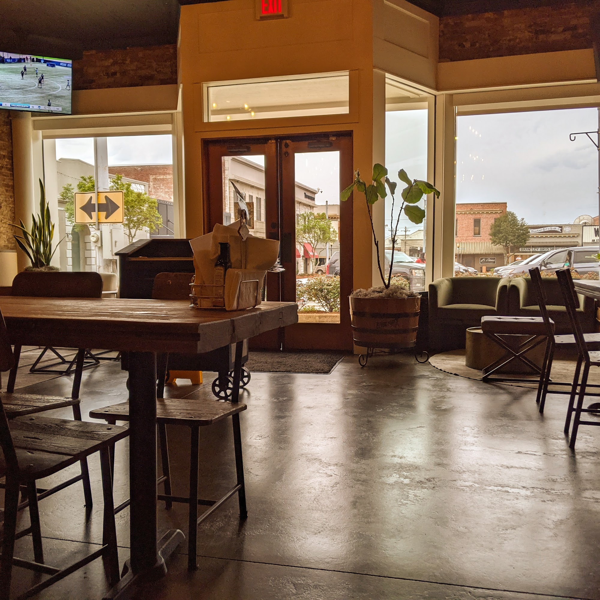 The Corner 64 E Ct Square, Troy