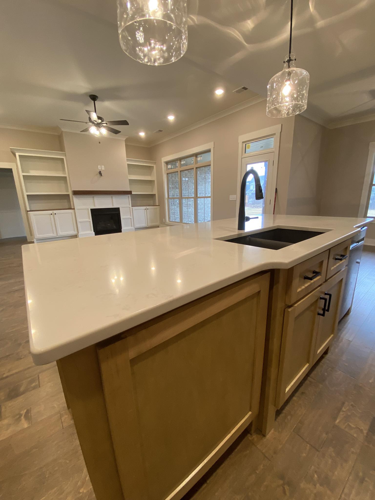 Ted Crews Cabinets & Custom 2107 Maryland St, Tuscumbia Alabama 35674