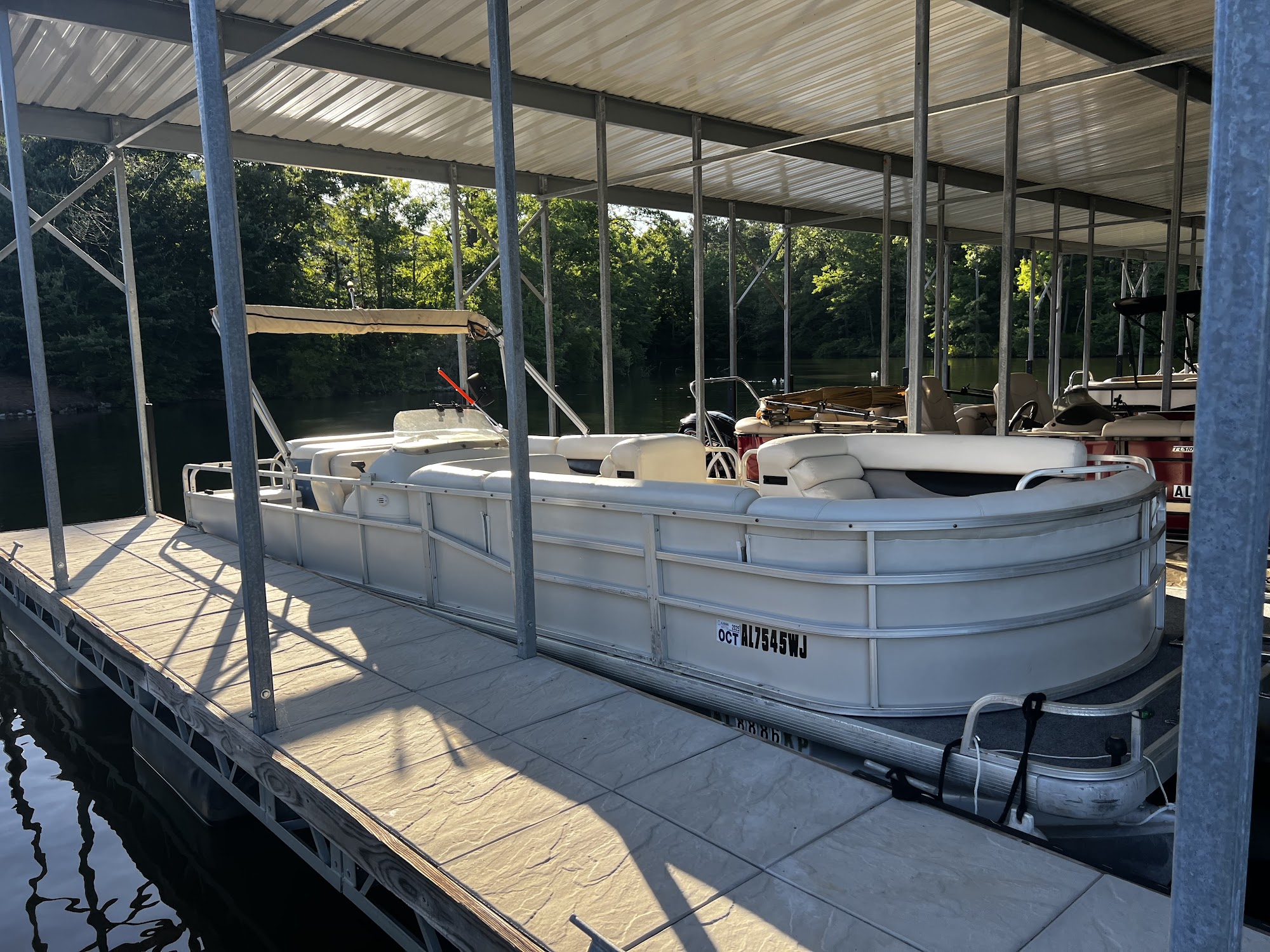 Camp's Getaway Gear and Outdoors, LLC Pontoon, Jet ski, kayak rentals Lake Wedowee Wedowee, AL Wedowee