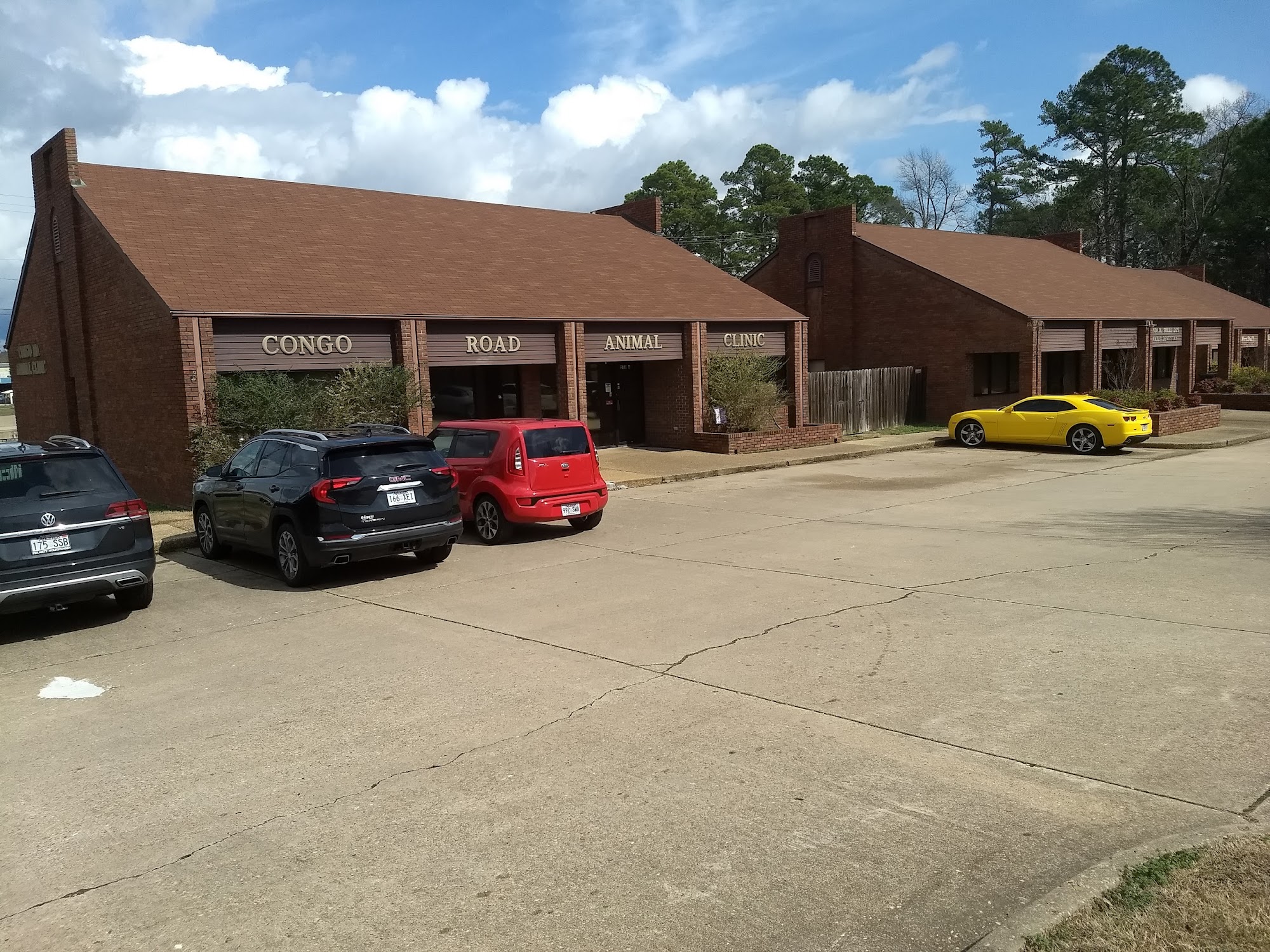 Congo Road Animal Clinic Benton