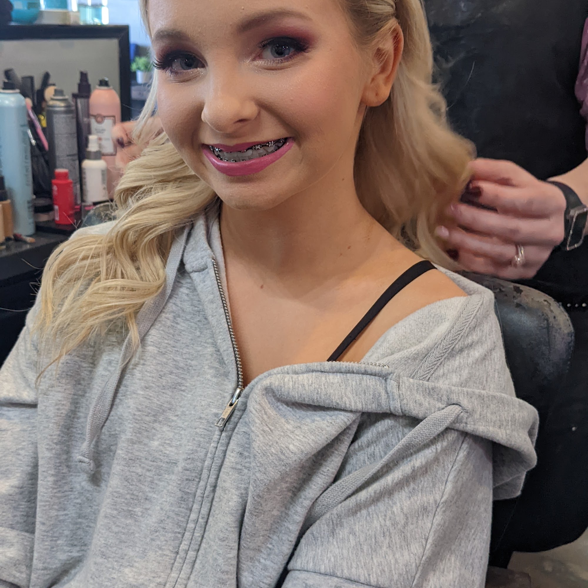 Shabby Shēk Salon 8469 US 49, Brookland Arkansas 72417