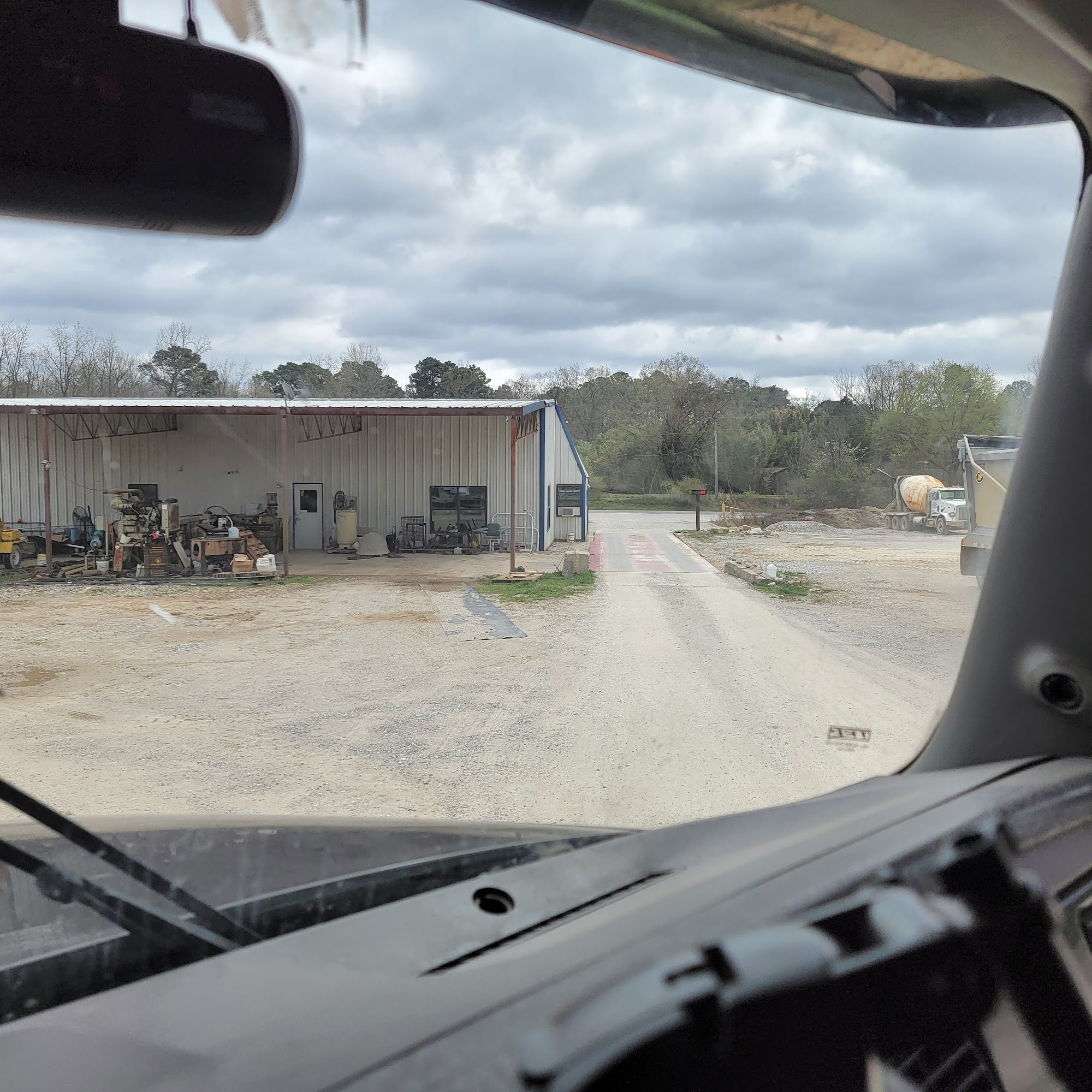 Wolf Creek Sand & Gravel Delight