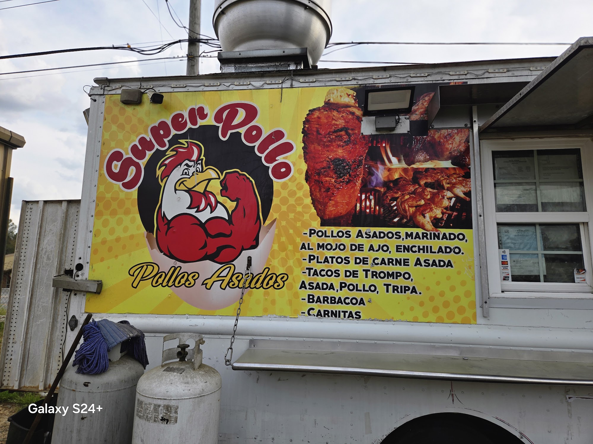 El Super Pollo Menu