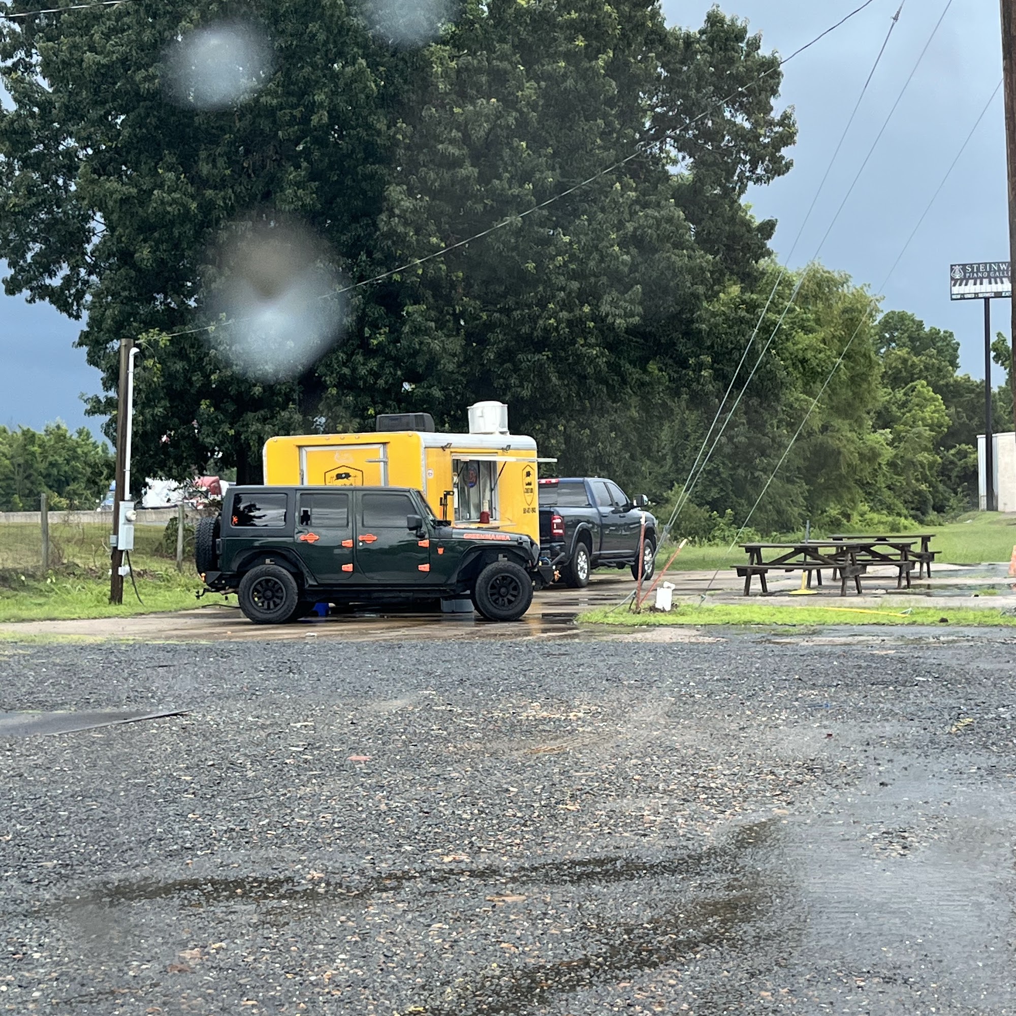 Stoked BBQ 643 AR-365, Mayflower