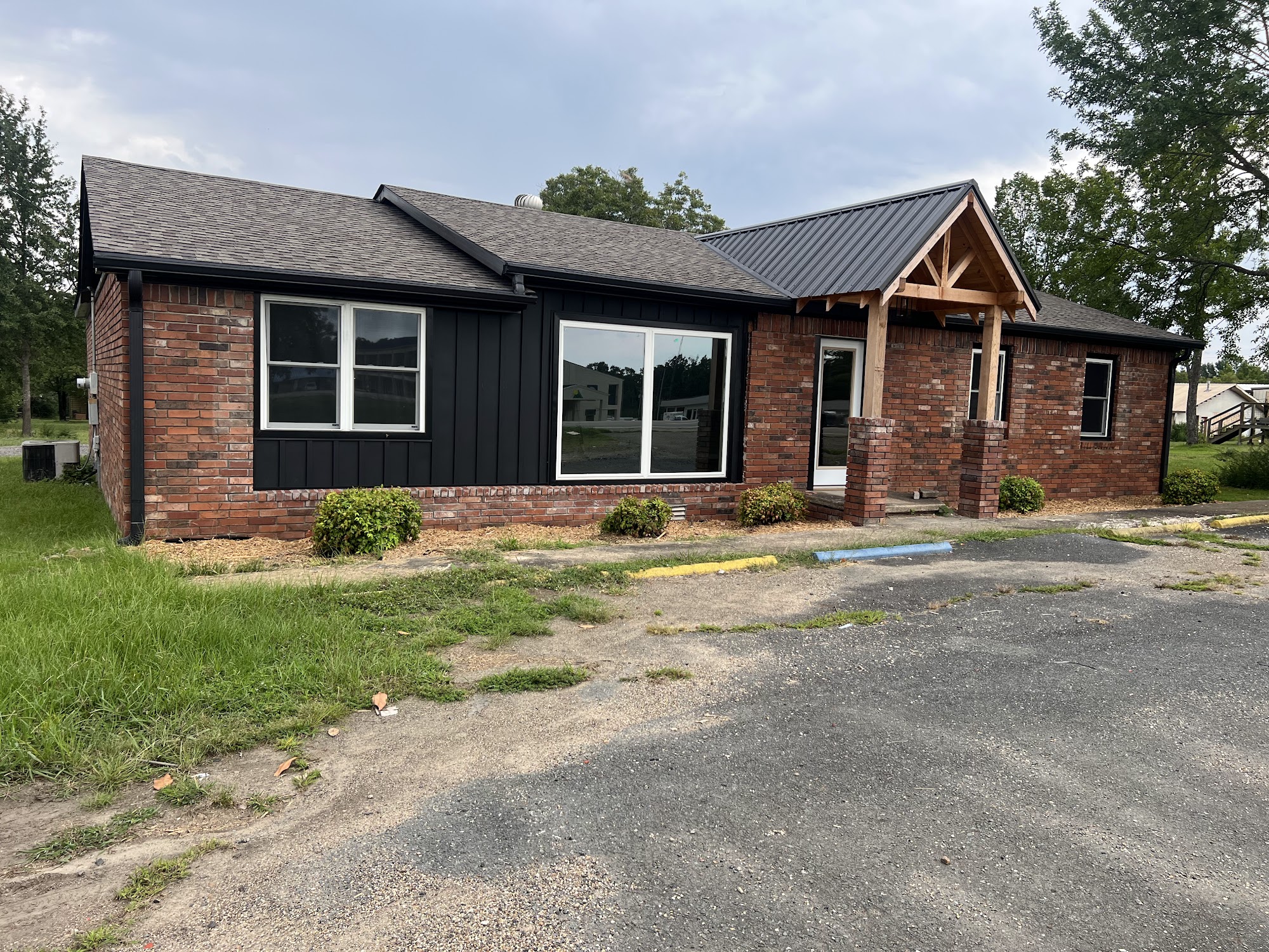 Sacred Touch Massage & Bodyworks, LLC 1171 U. S. Hwy 71 Suite B, Mena Arkansas 71953