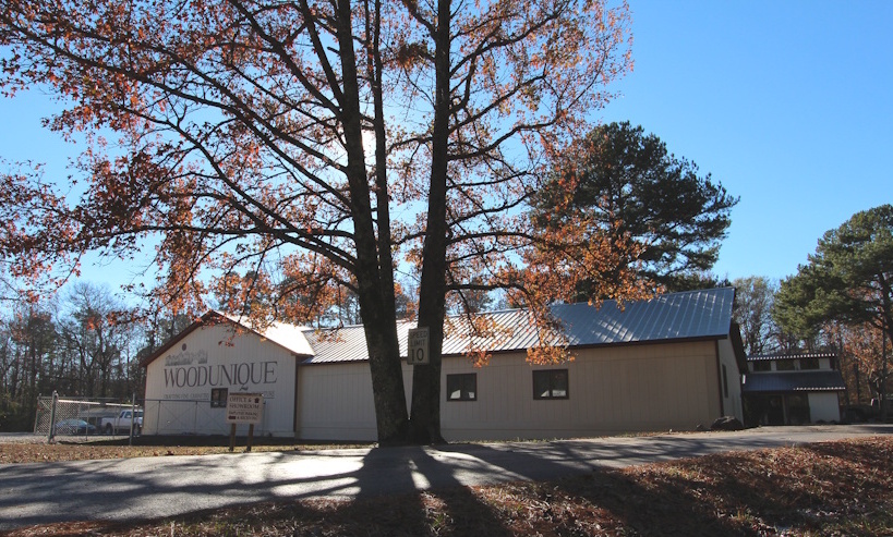 Woodunique, Inc. Mountain Pine