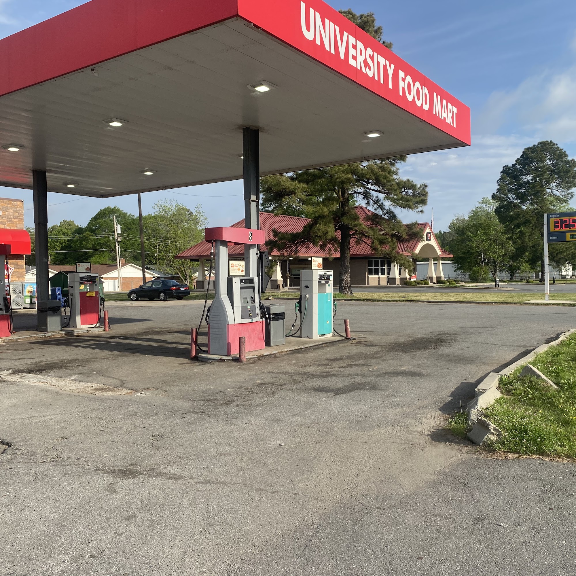 Univesity Food and Gas