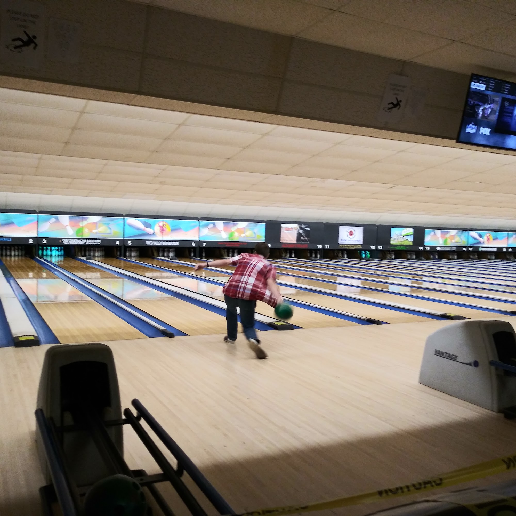 Strikers Bowling Alley Russellville