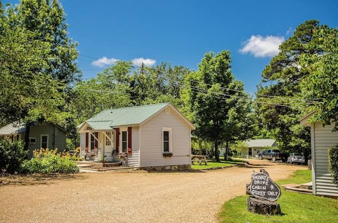 Whispering Woods Cabins Salesville