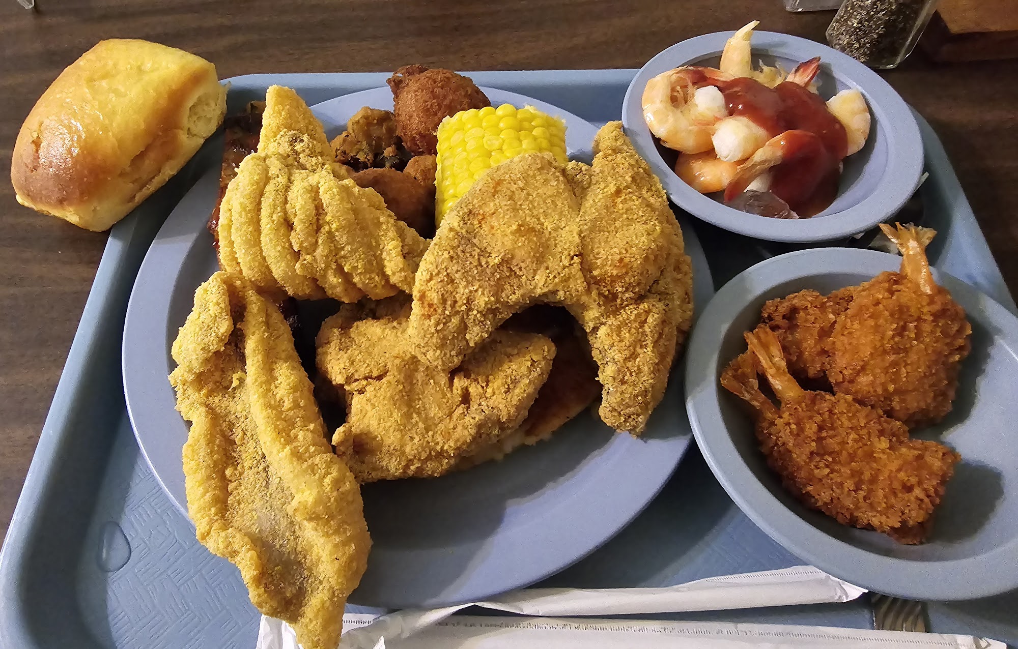 Huckleberry's Catfish Buffet Menu