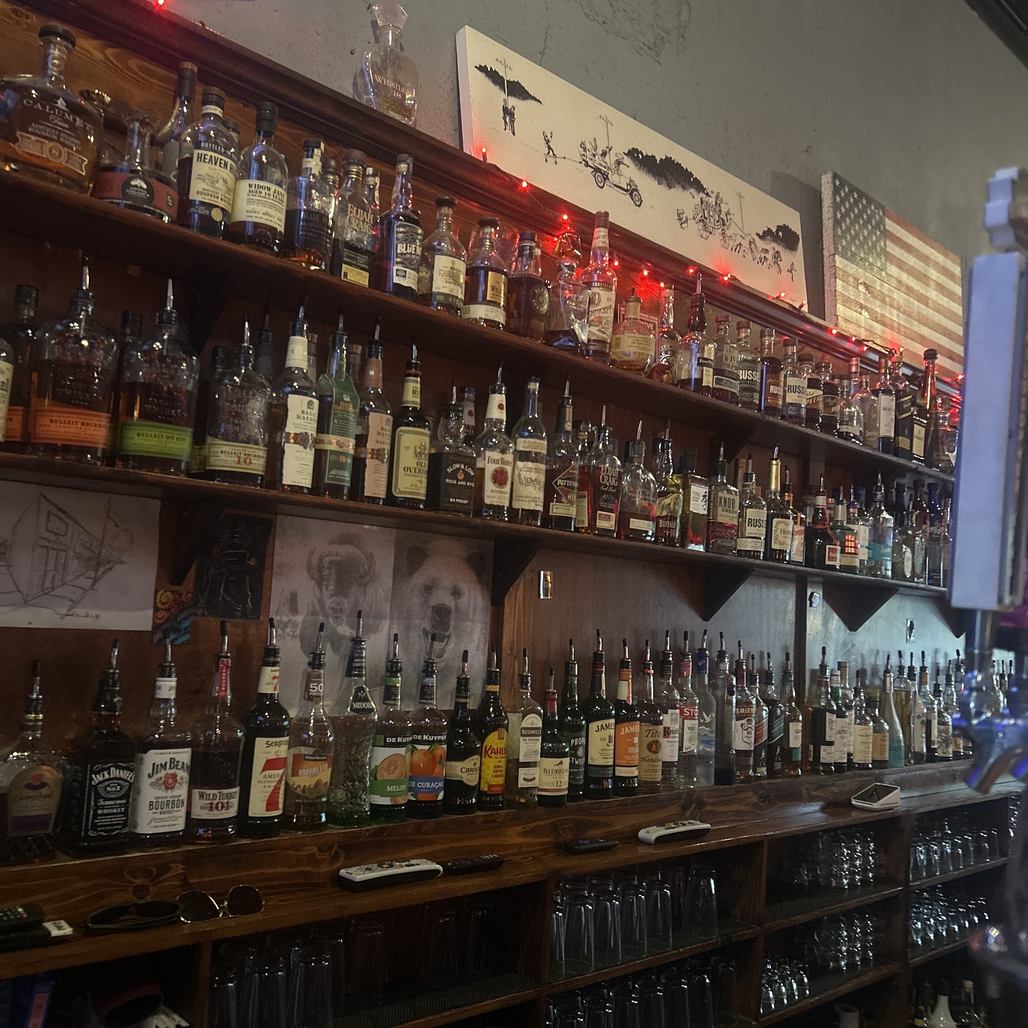 Buck’s Emma Ave. Bar & Tap Springdale