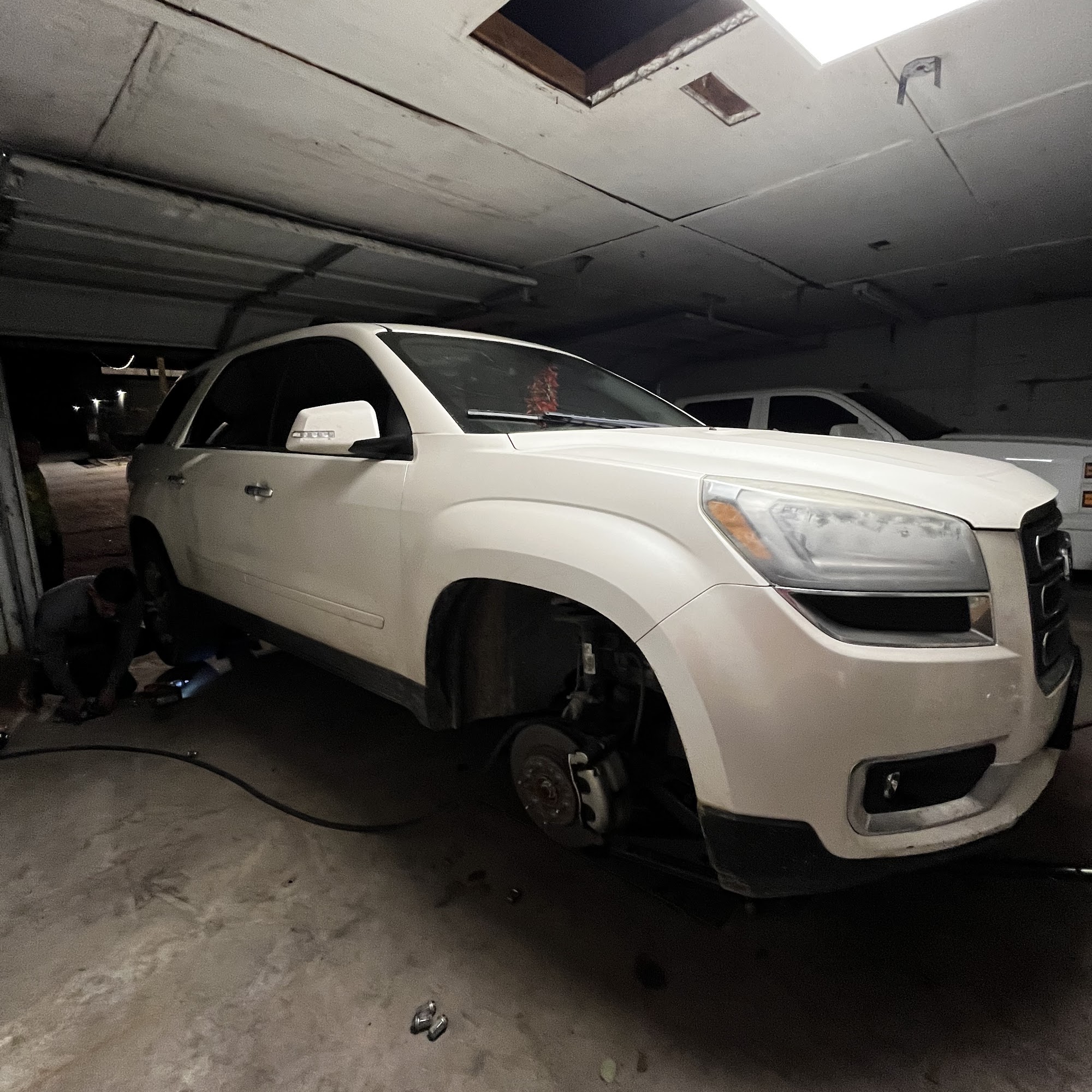 4 M Tires Springdale