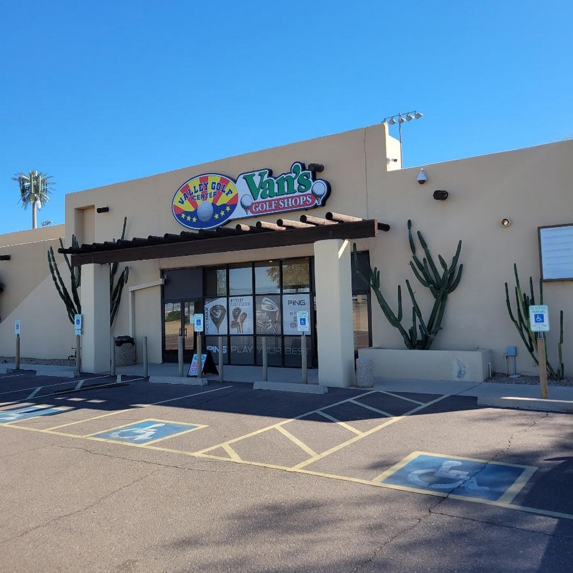 Van's Golf Shops Avondale