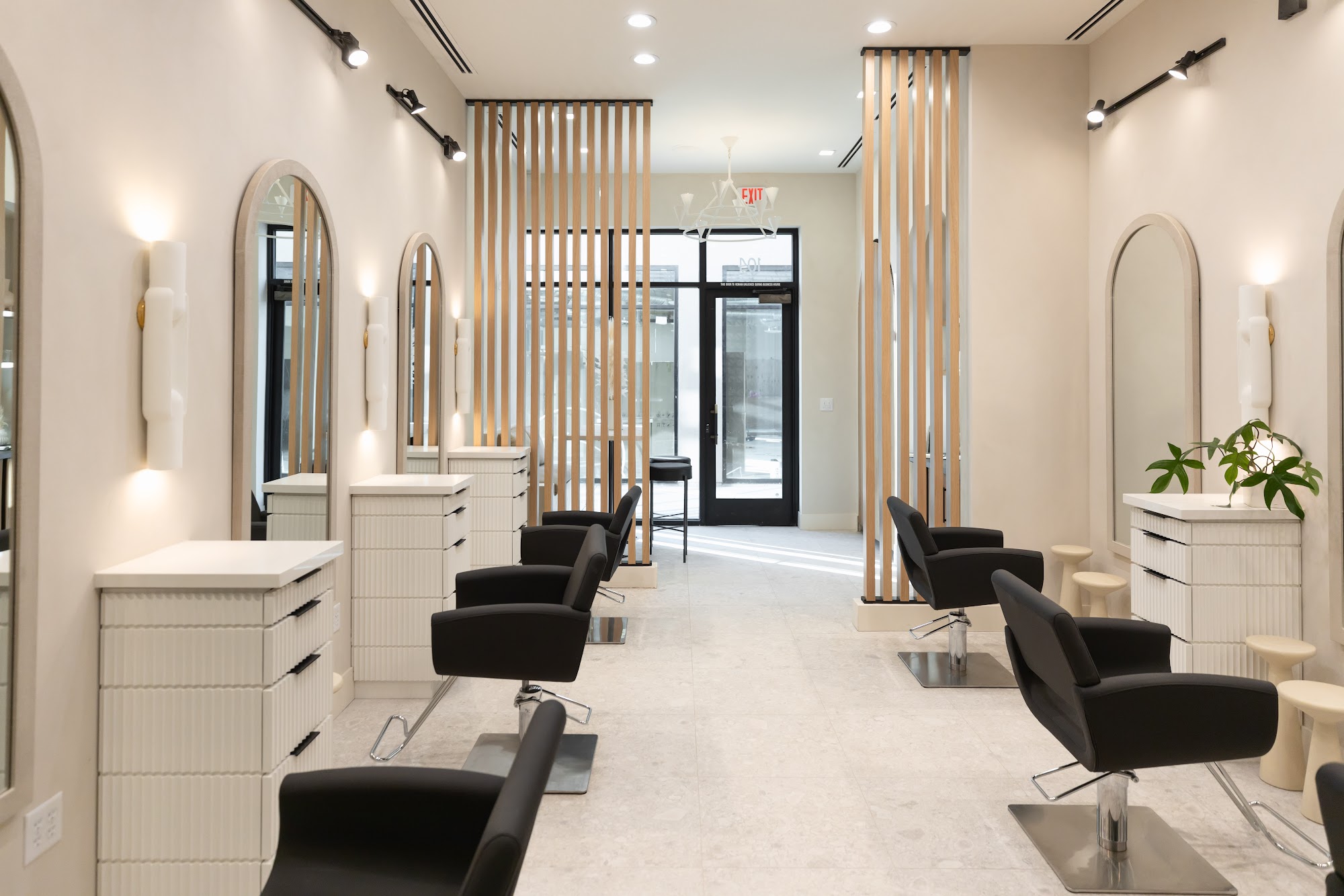 Linea Salon