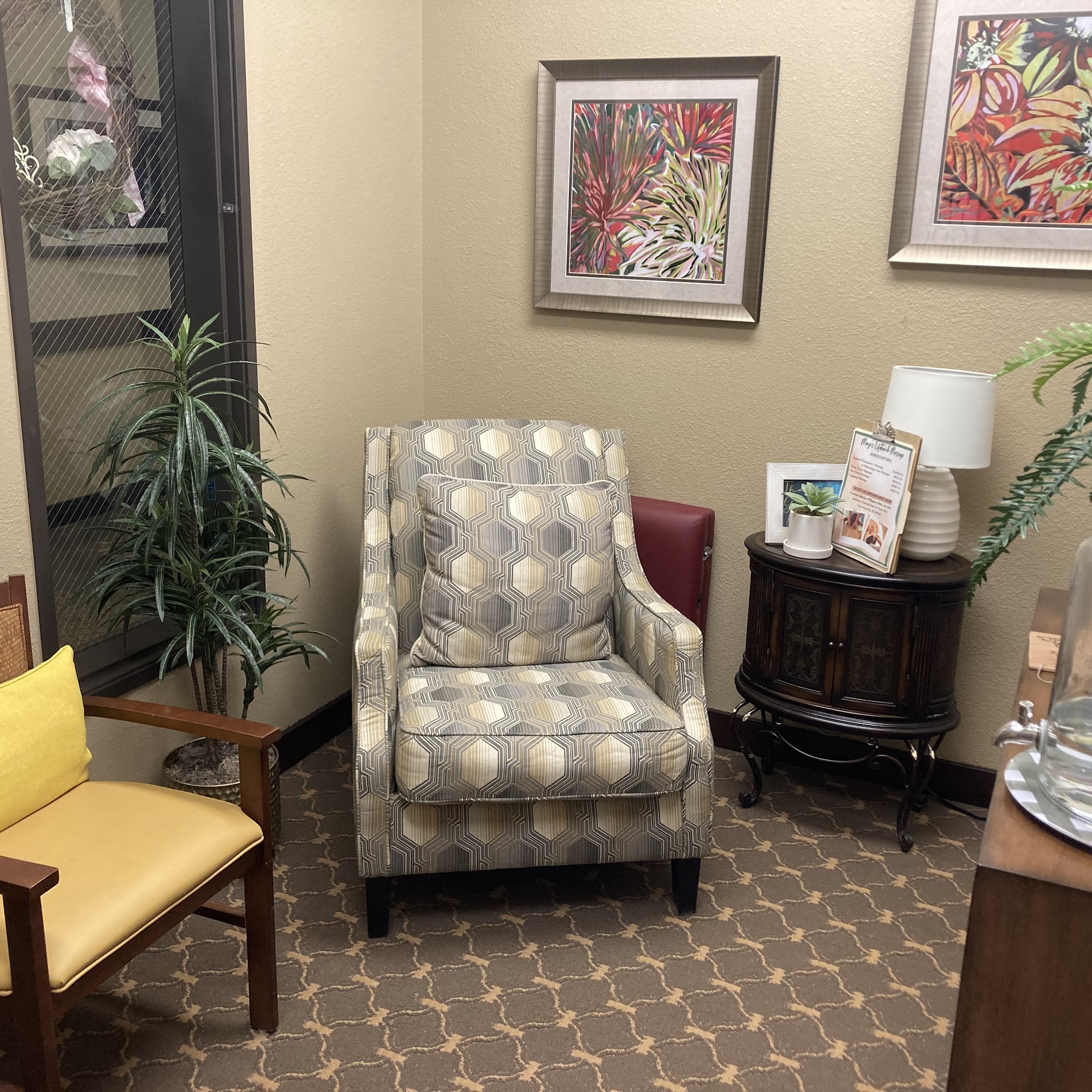 Mayi's Lifetouch Massage BY APPOINTMENT ONLY. Avista Senior Living, 1640 N Peart Rd #2/F, Casa Grande Arizona 85122
