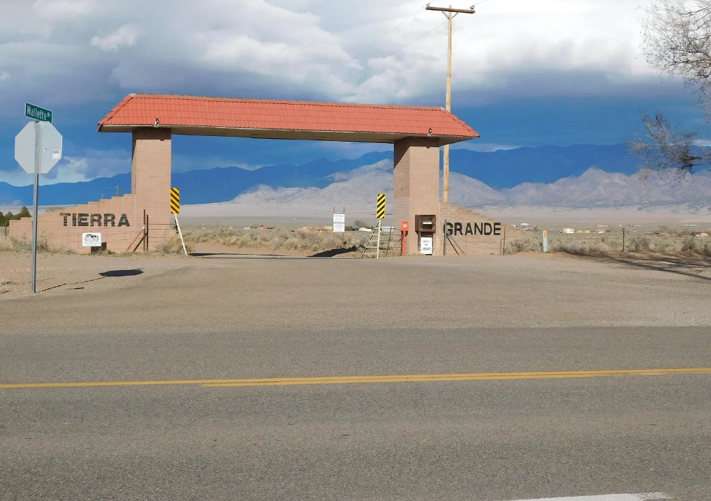 Land4Less.us, LLC