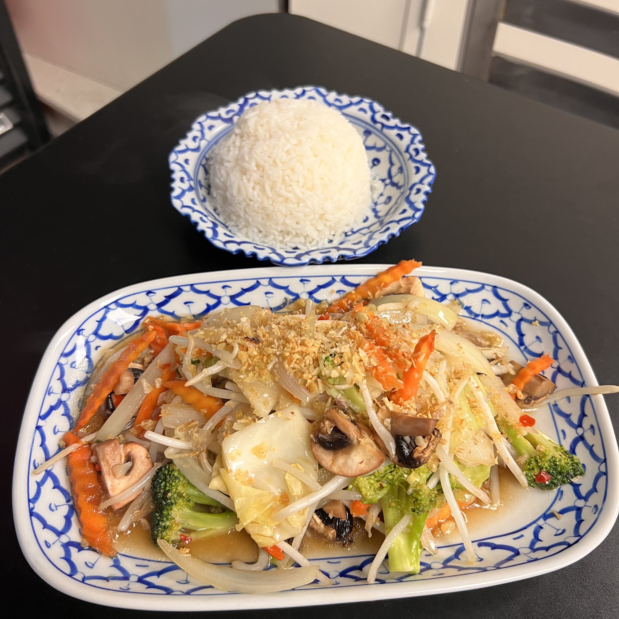 Attaros Thai
