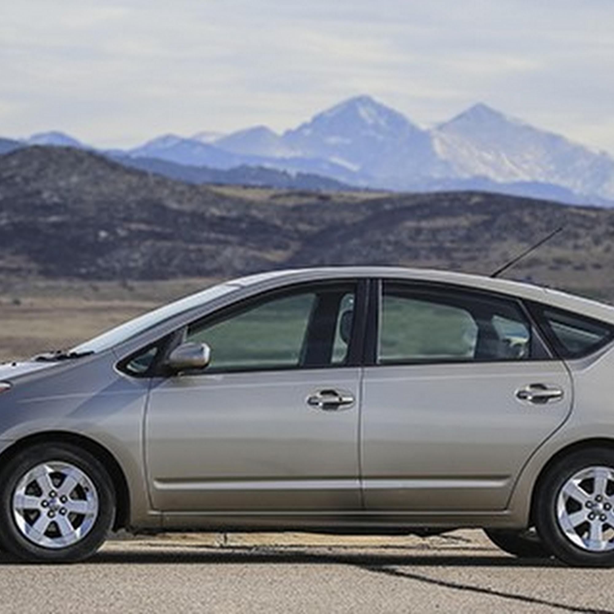 Hyrides 3270 N Colorado St, Chandler Arizona 85225