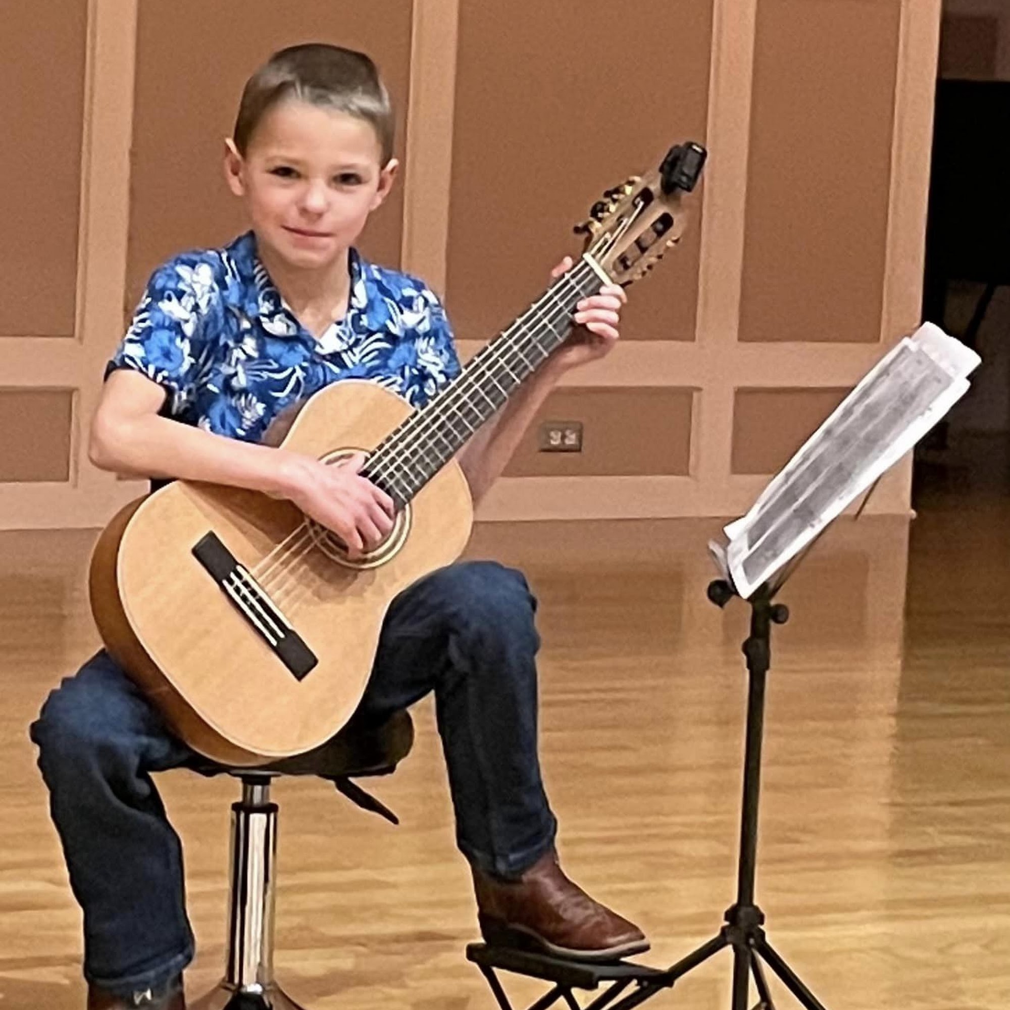 Chandler Guitar School