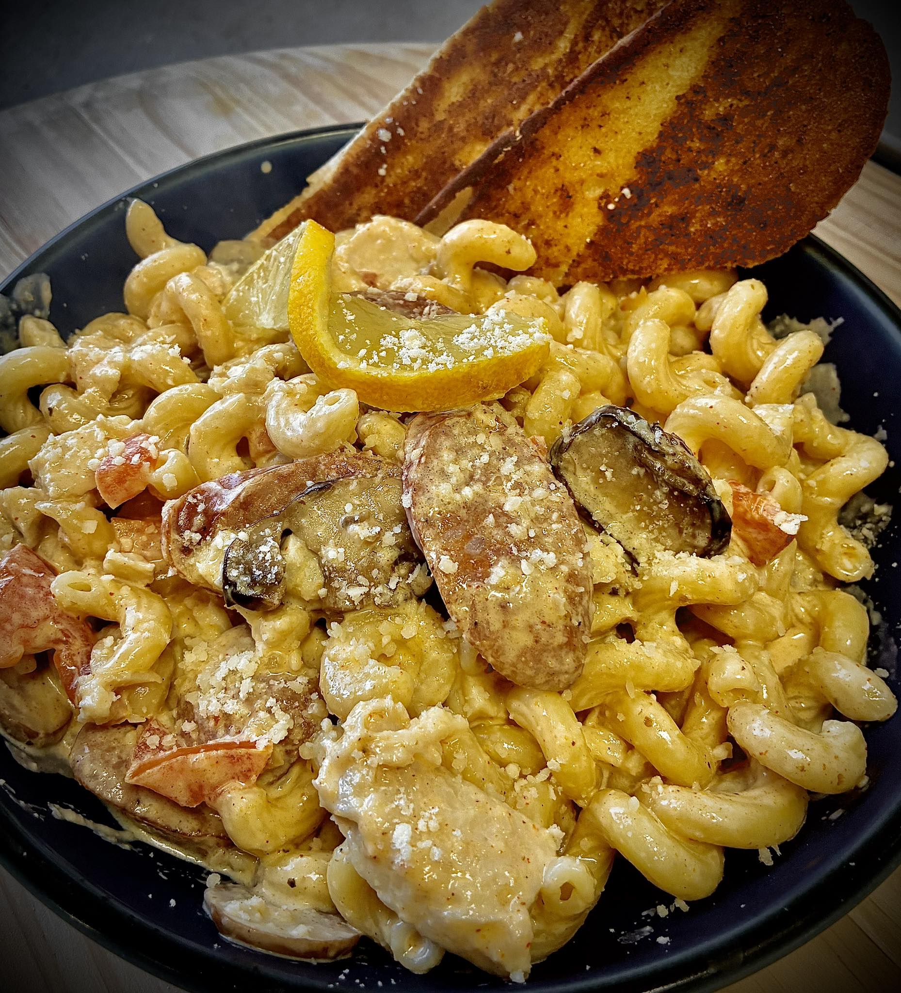 Outlaw Pizza & BBQ Cornville