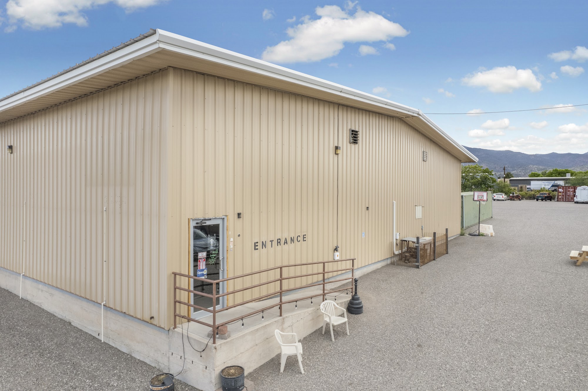 The Public Taproom Cottonwood