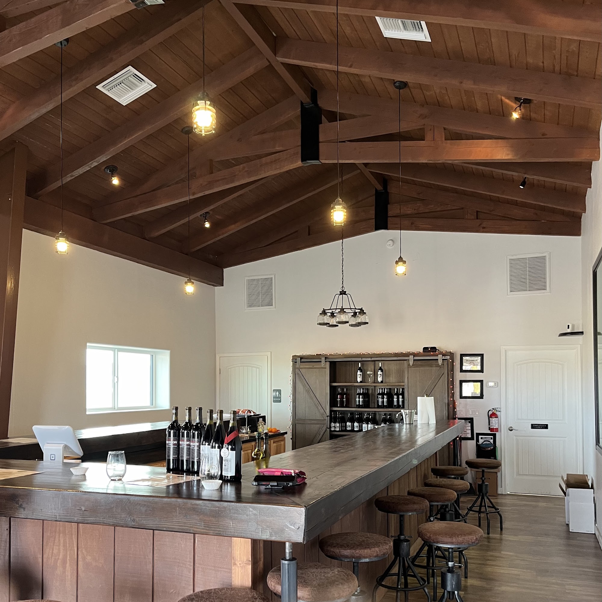 Salvatore Vineyards Elgin Elgin