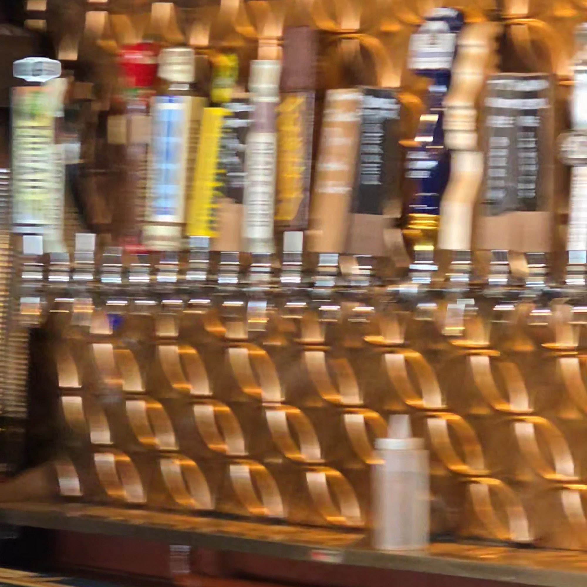 MOUNTAIN TOP TAP ROOM Flagstaff