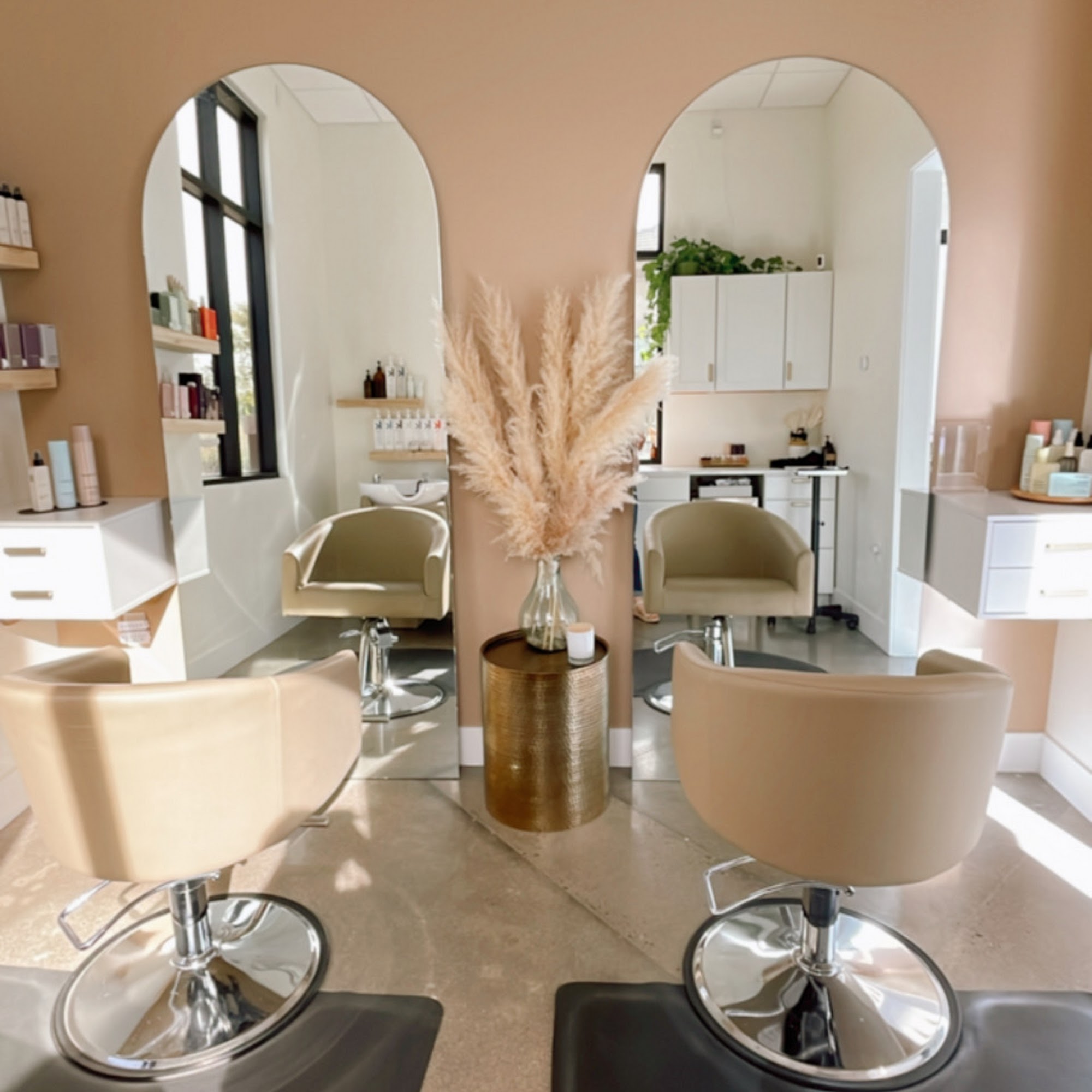 The Hair Collective Salon 1478 W Elliot Rd Suite 103 studio 7, Gilbert Arizona 85233