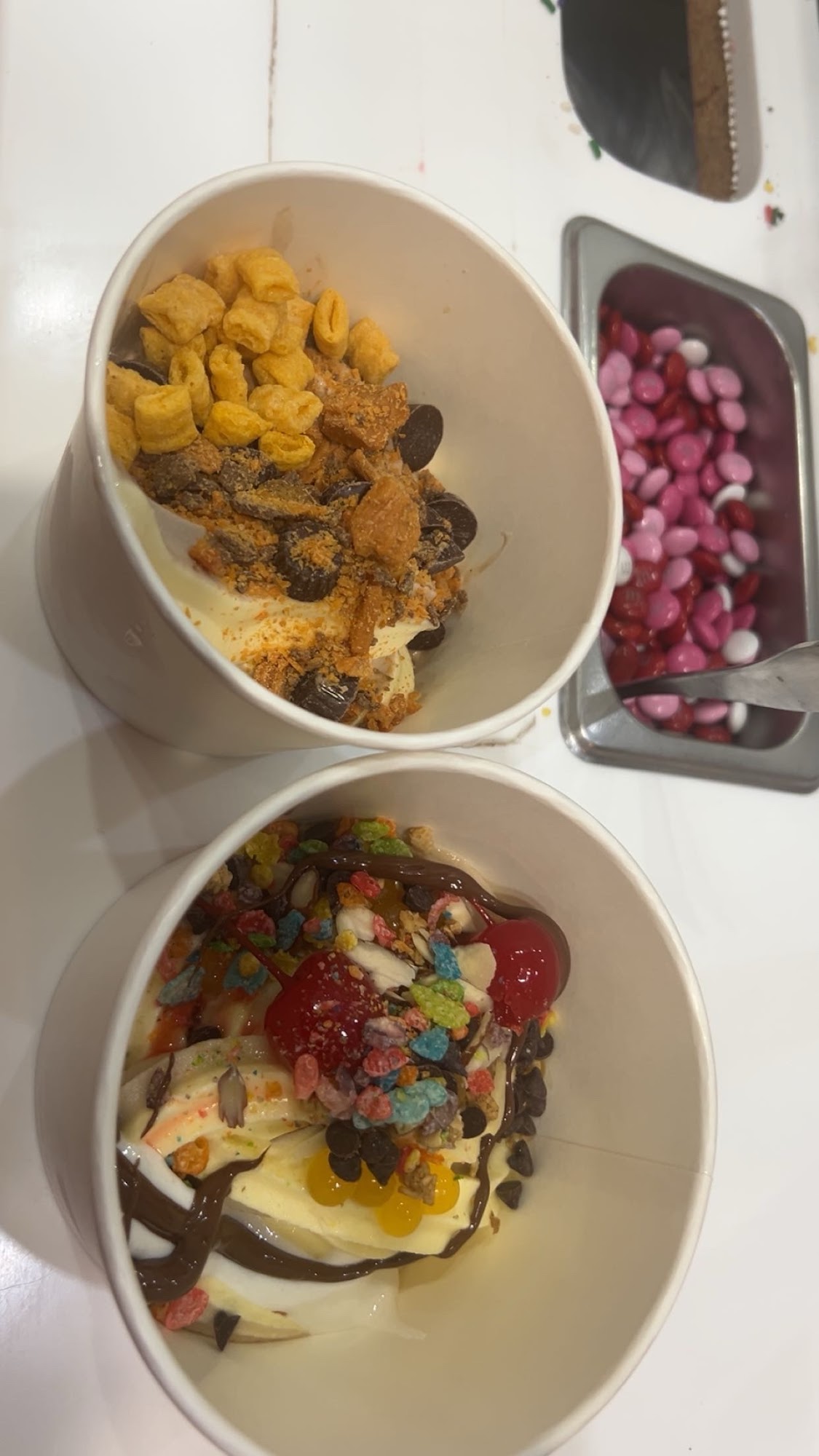 RazzleberrieZ Frozen Yogurt Menu