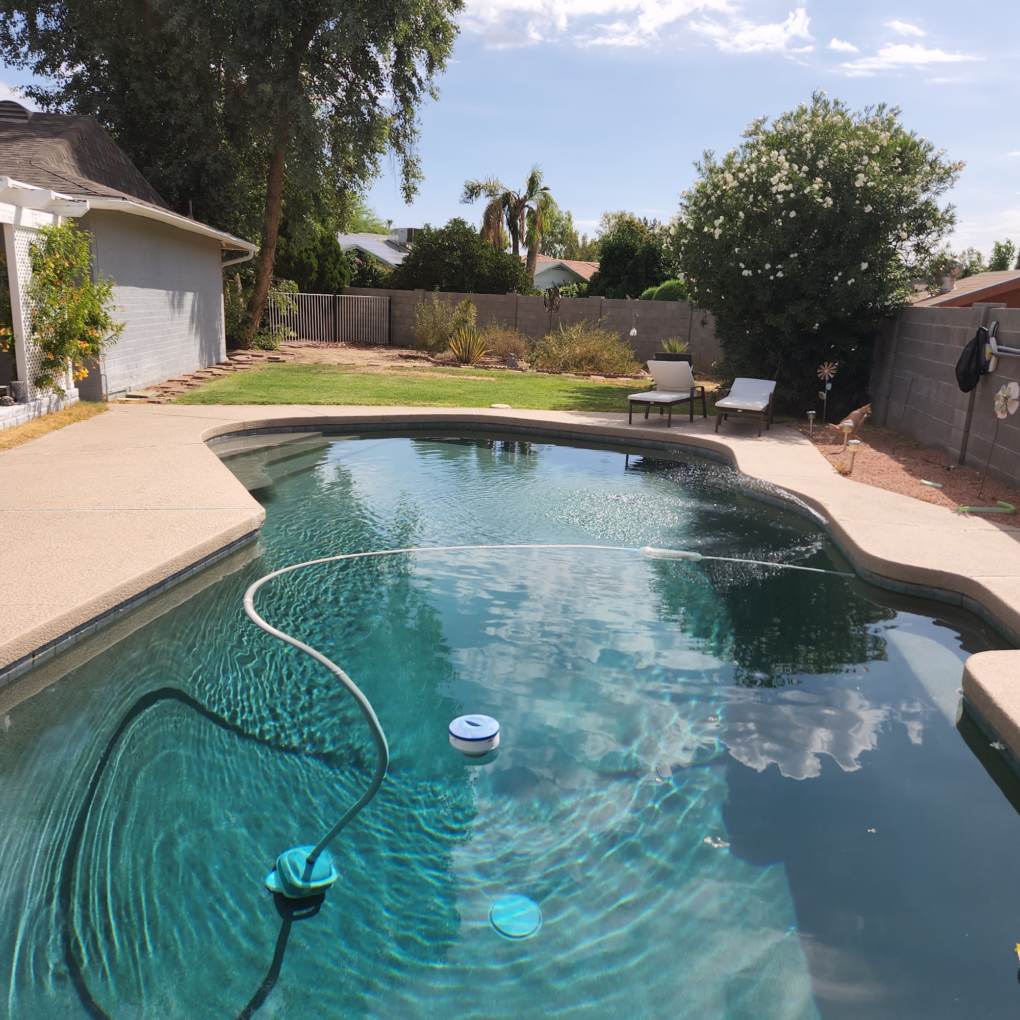 Phoenix Lawn & Landscaping llc