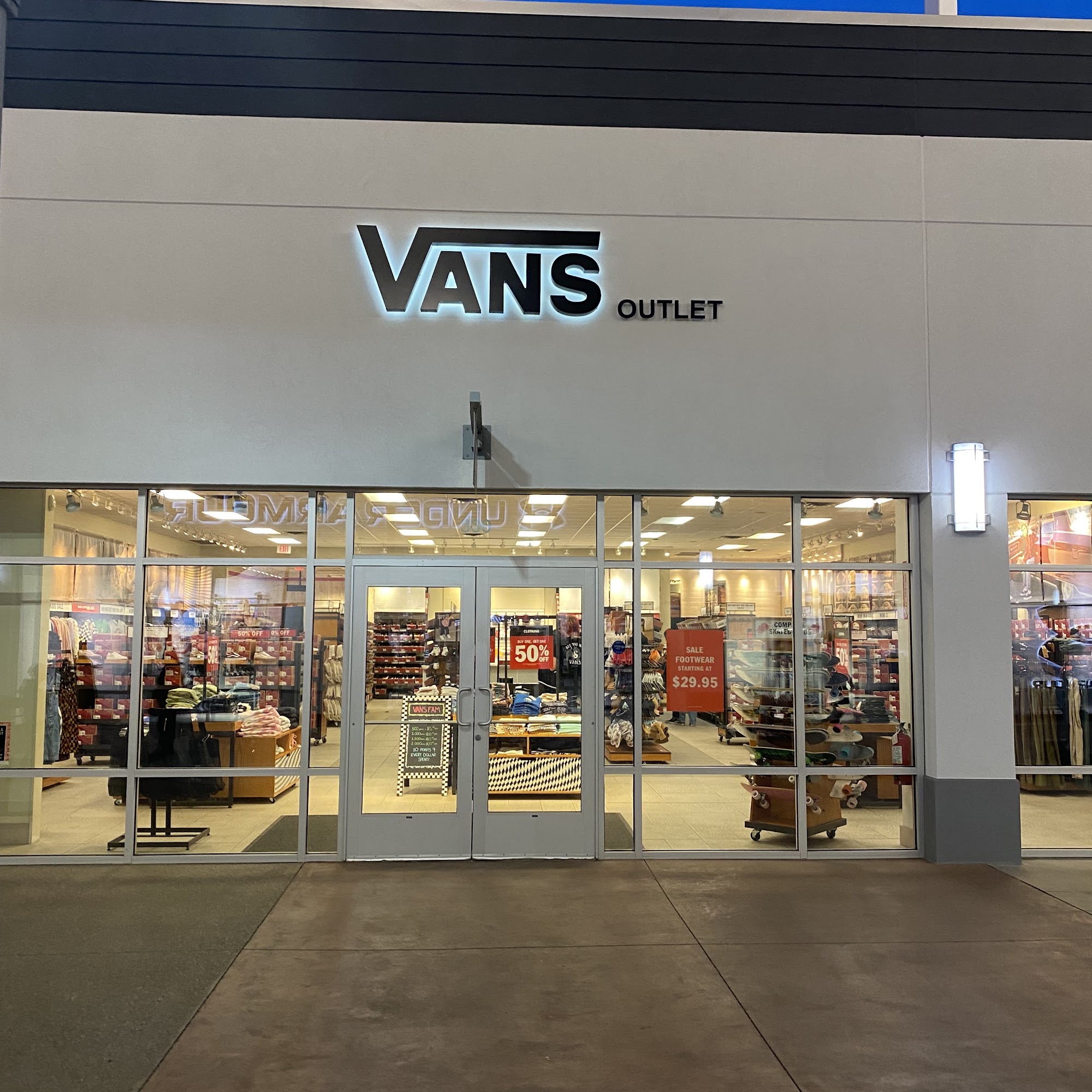 Vans Outlet Glendale