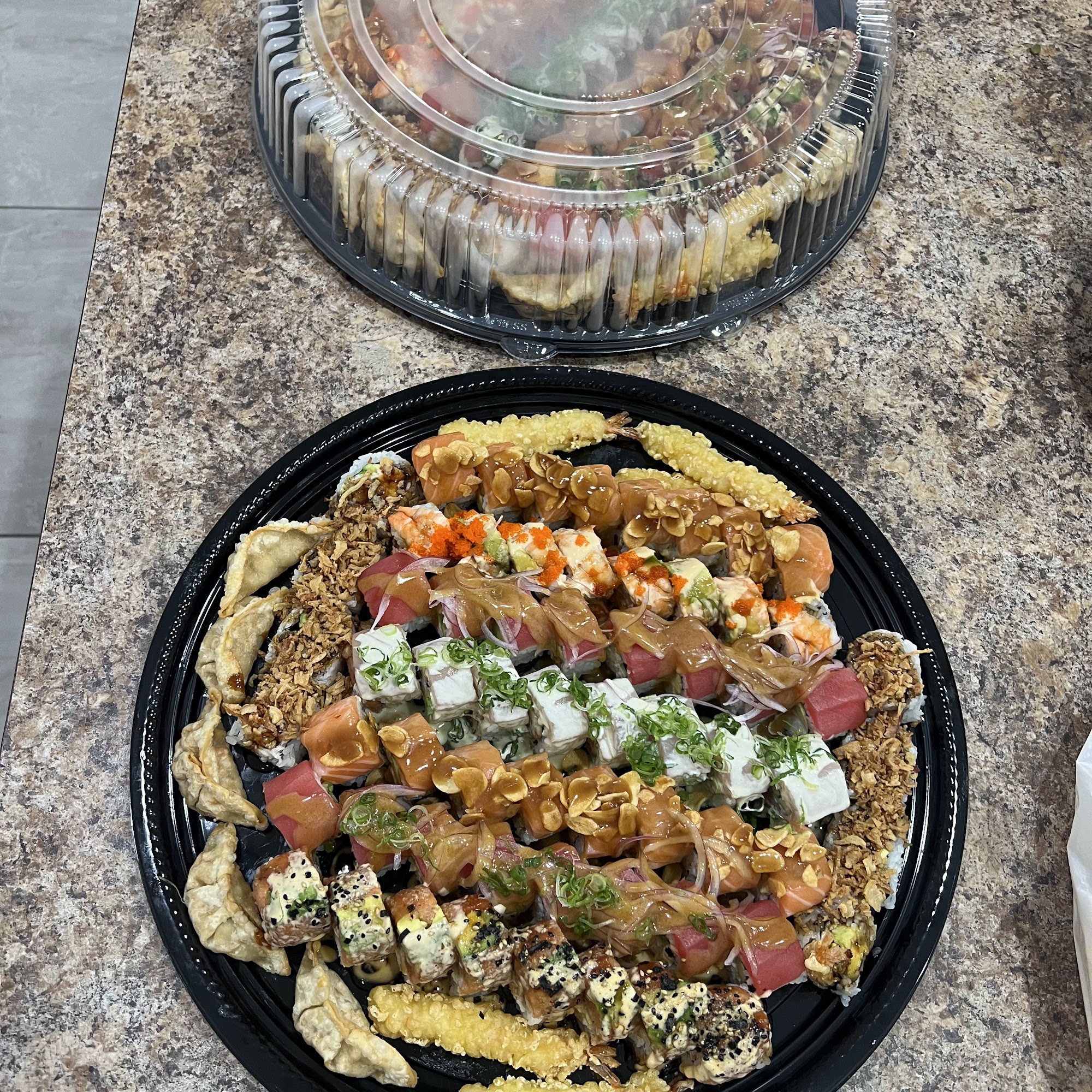 Handroll and Poke by Gohan Glendale