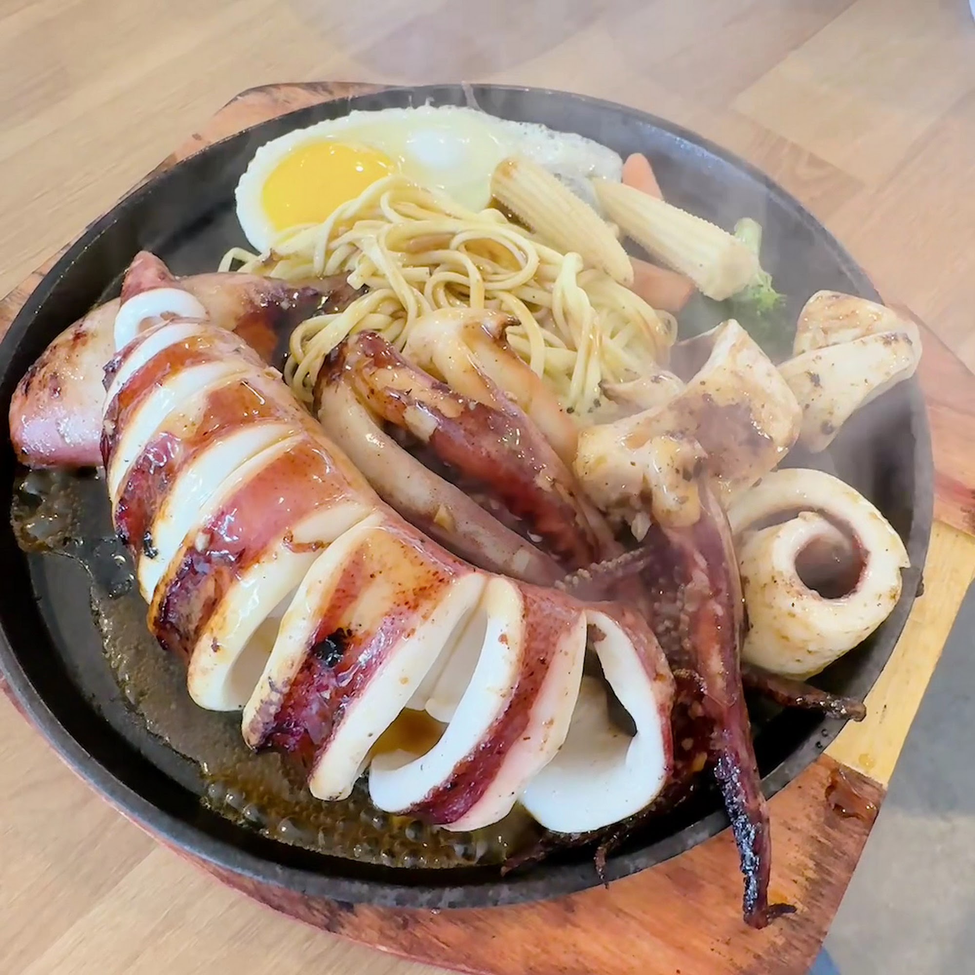 Bull King Steak House&Taiwanese Hot Pot Glendale