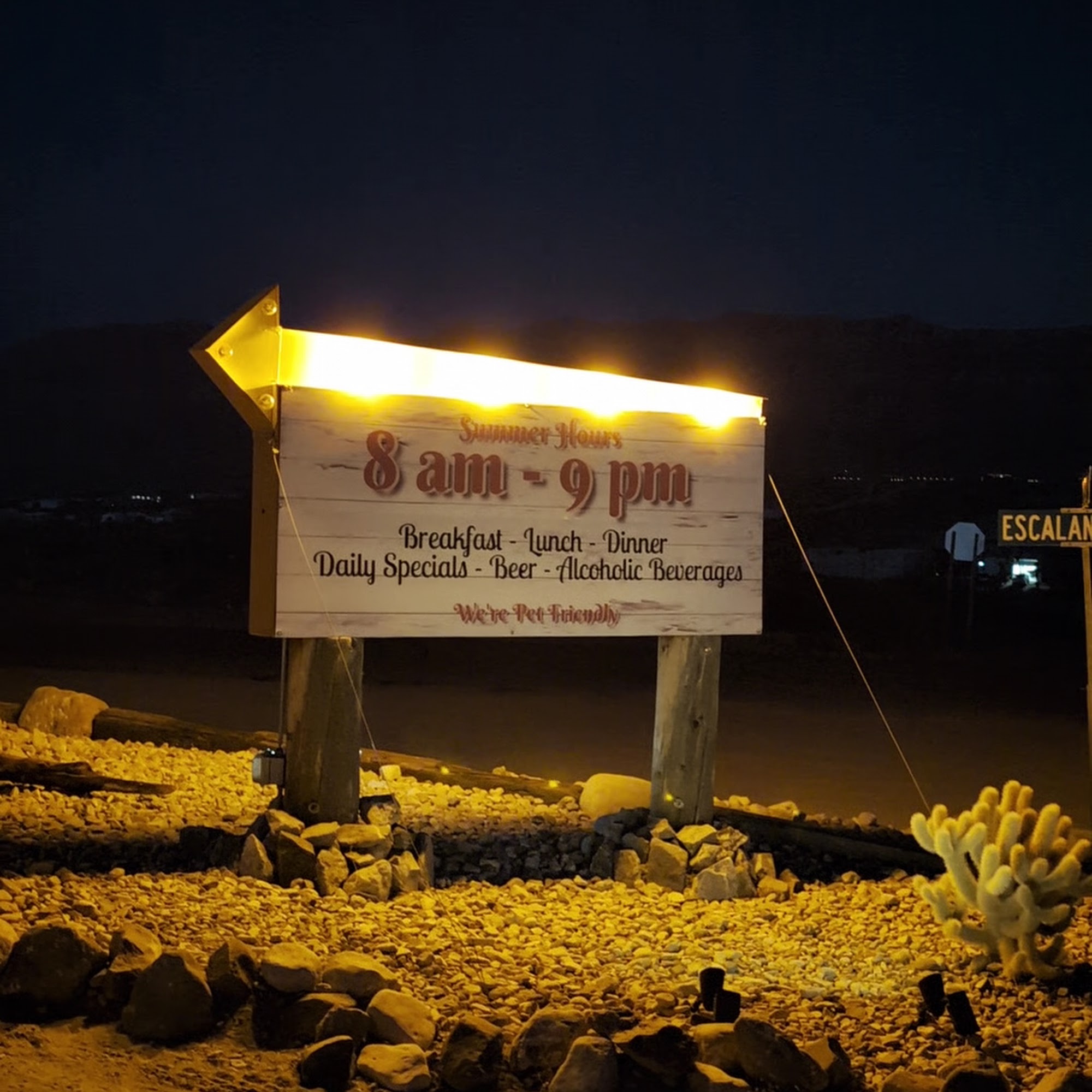 The BoatHouse Cafe & Grille Meadview